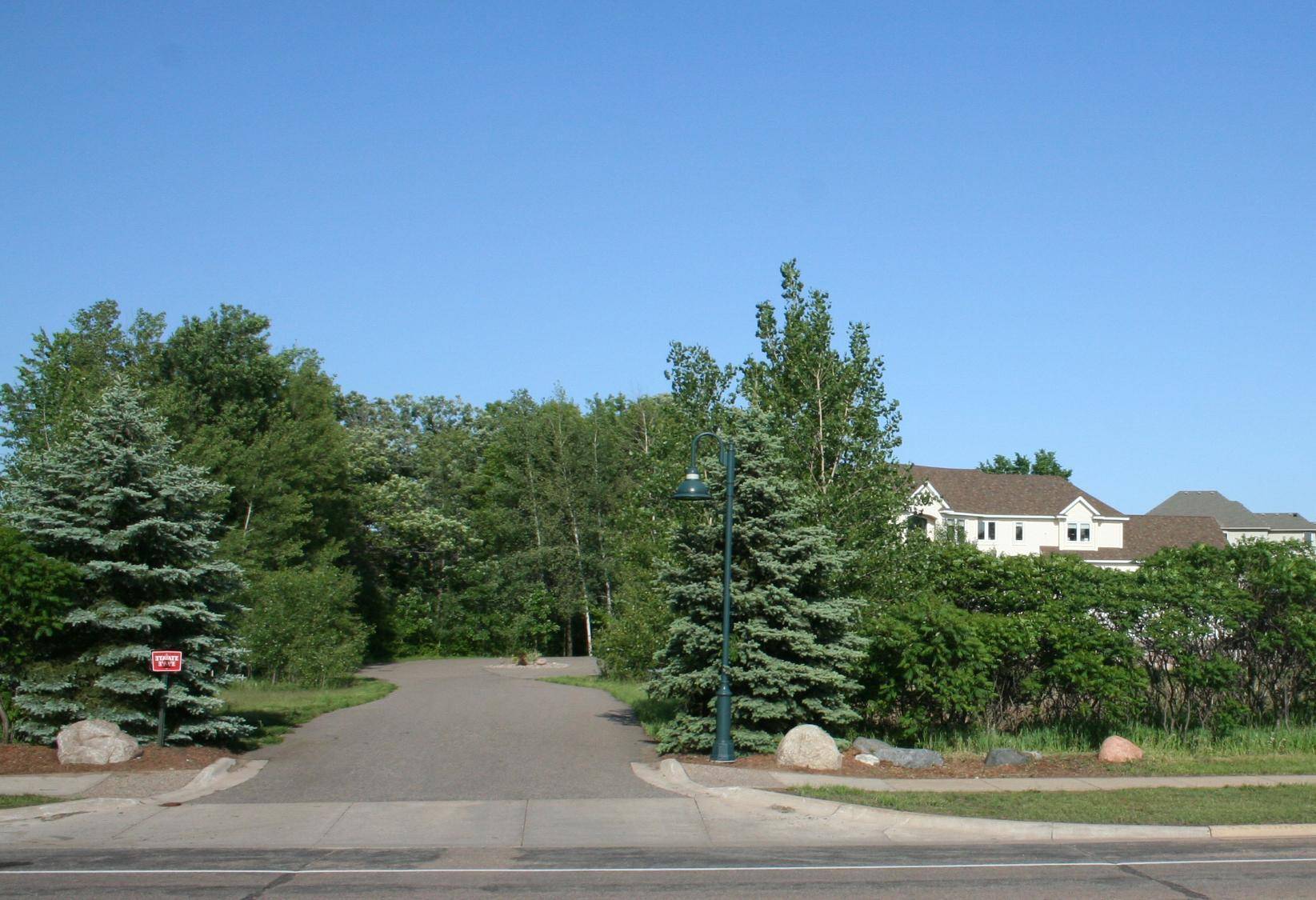 14821 Lac Lavon DR, Burnsville, MN 55306