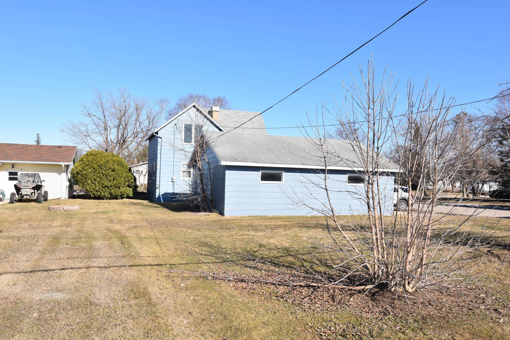 321 1st AVE SW, Baudette, MN 56623