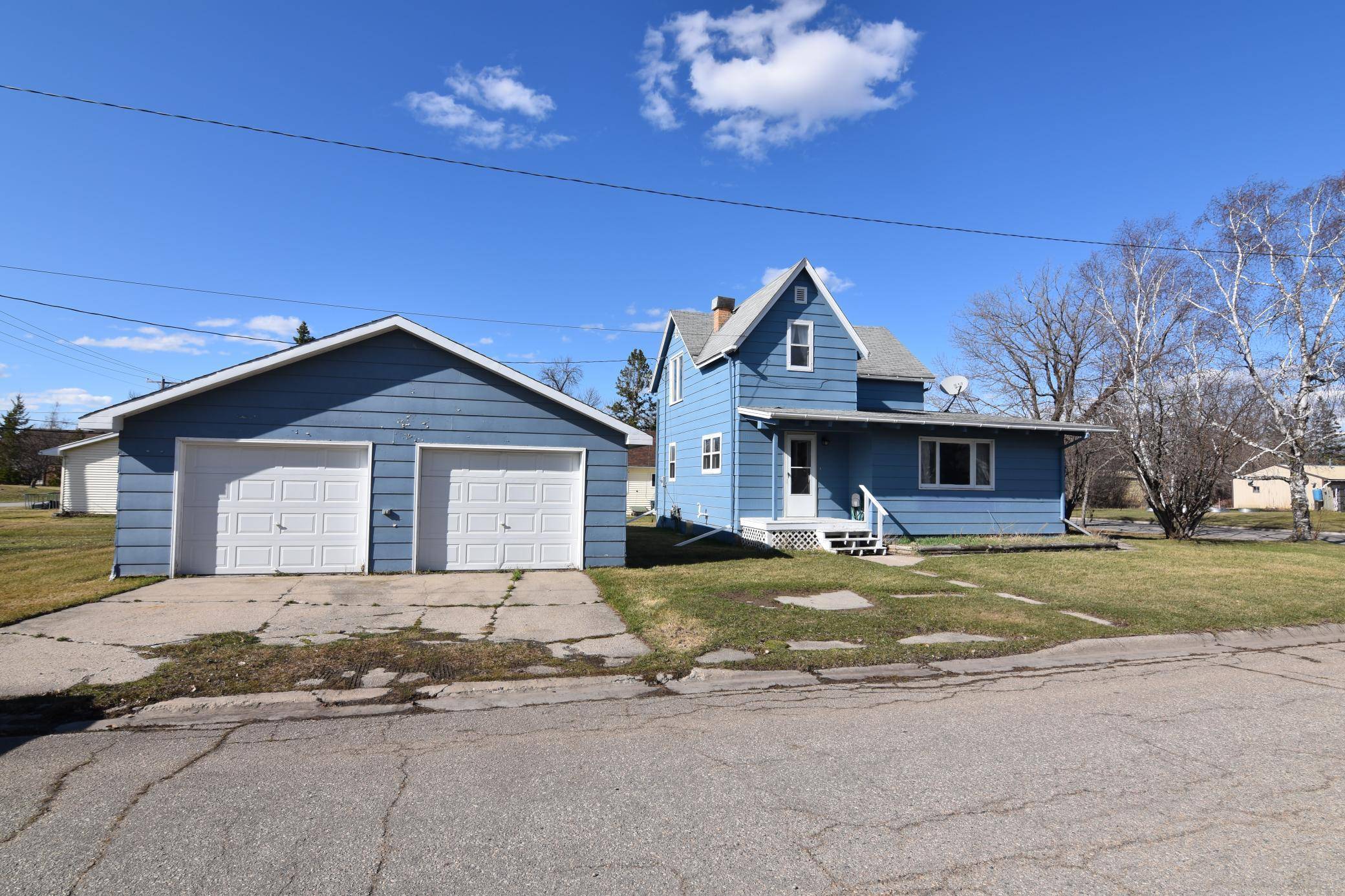 321 1st AVE SW, Baudette, MN 56623