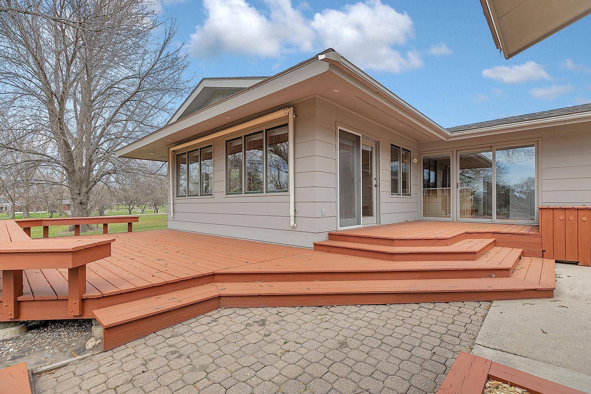 3604 Crestwood DR NE, Alexandria, MN 56308