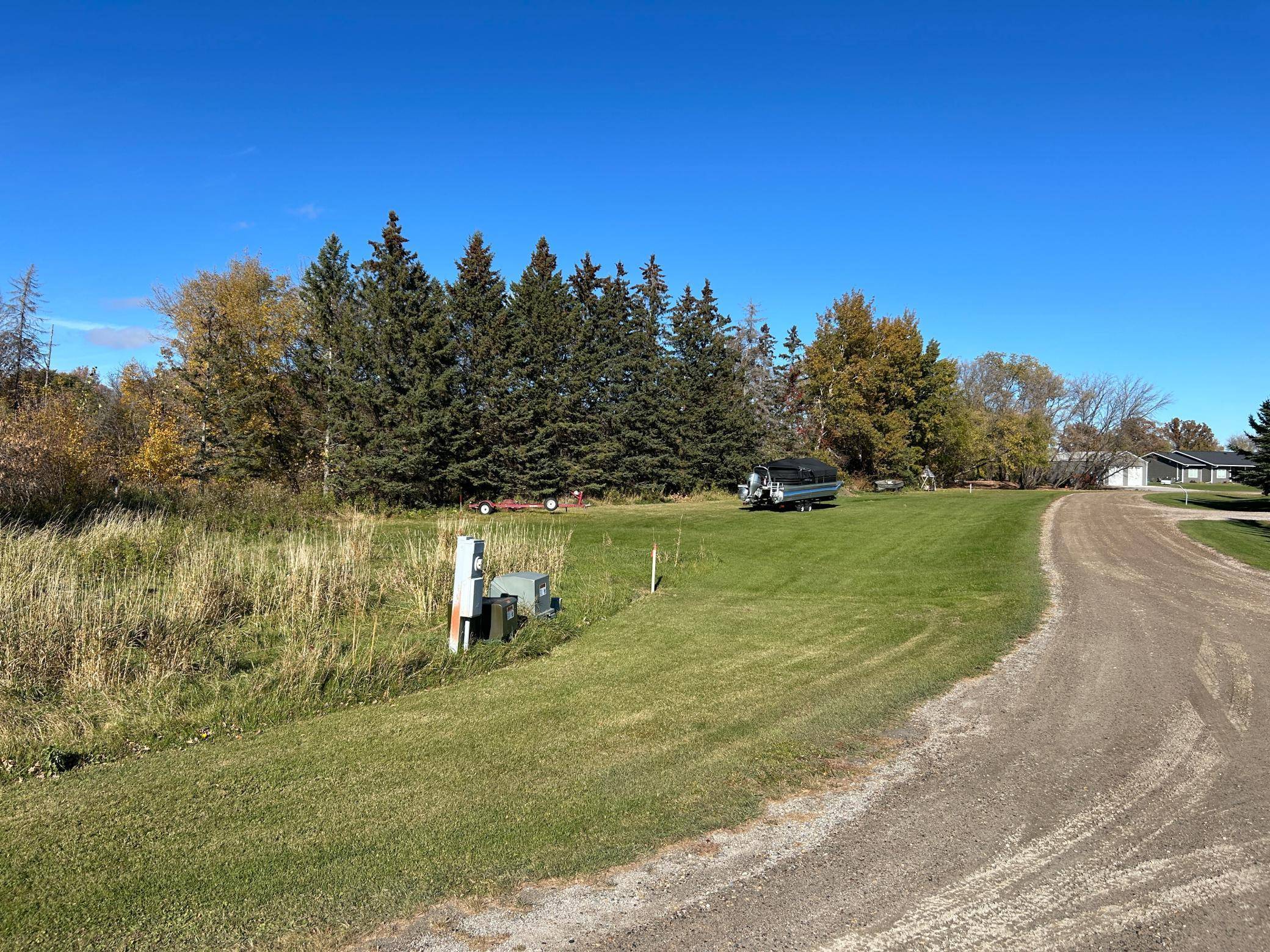 XXX Riverbend DR, Warroad, MN 56763