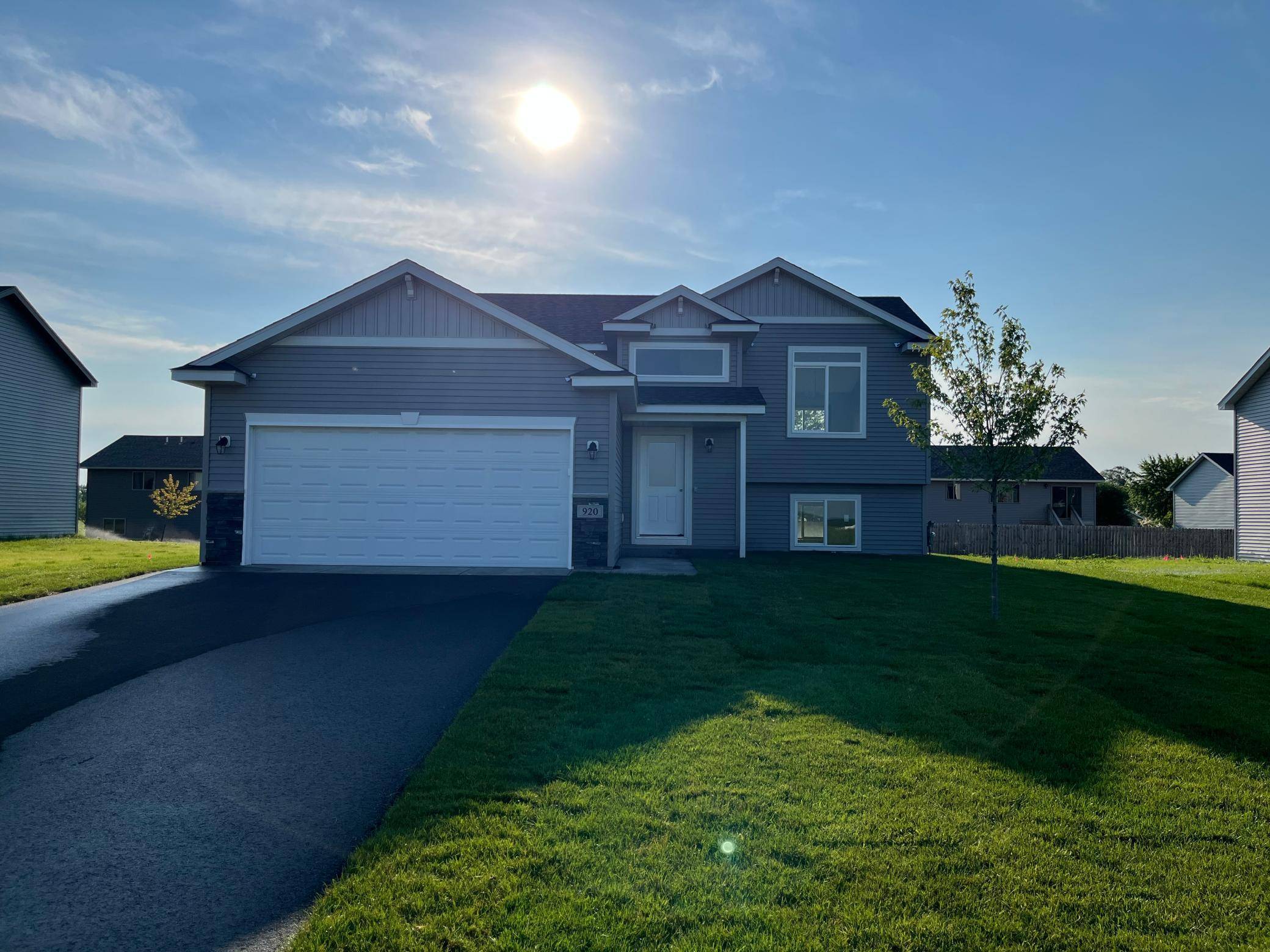 920 2 1/2 AVE SW, Rice, MN 56367