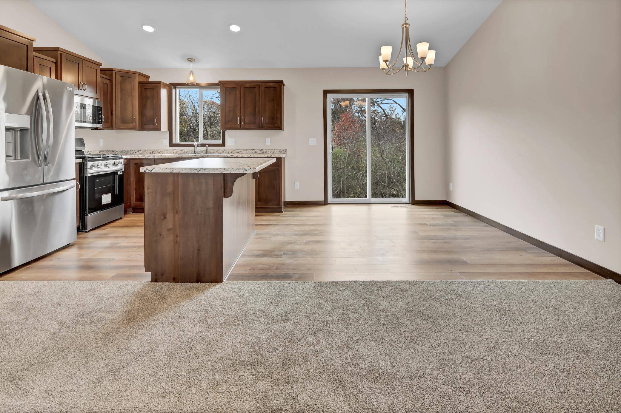 2566 Topaz ST, Saint Augusta, MN 56301