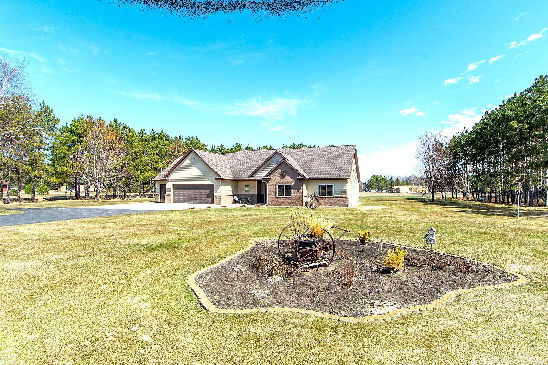 12372 Airport RD, Staples, MN 56479