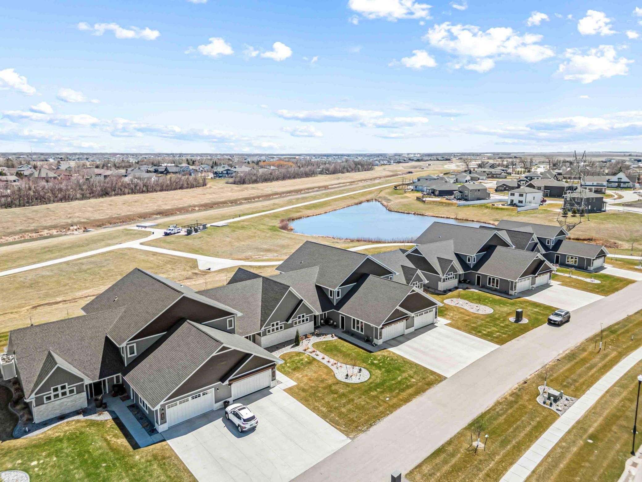 5900 31st ST S, Fargo, ND 58104