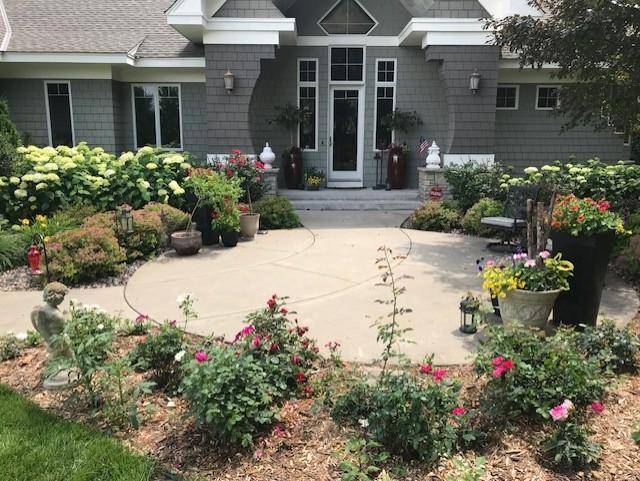 23171 Woodland Ridge DR, Lakeville, MN 55044