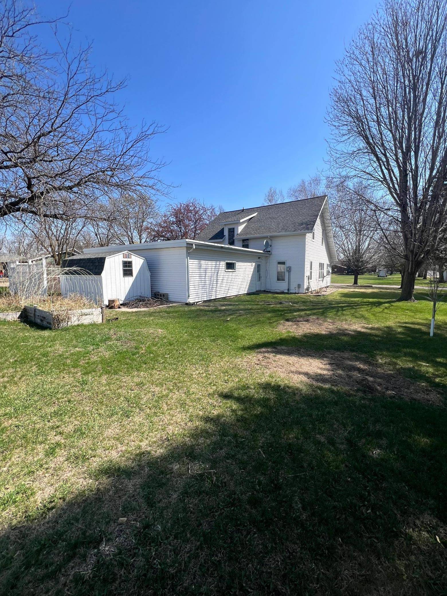 521 9th AVE, Madison, MN 56256