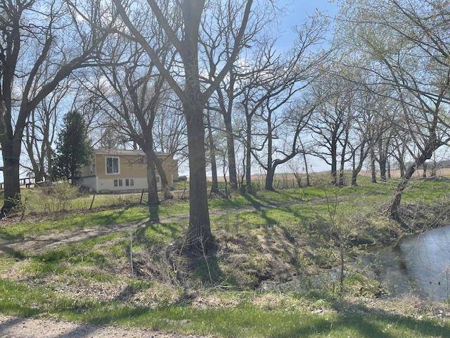 15625 540th AVE, Austin, MN 55912