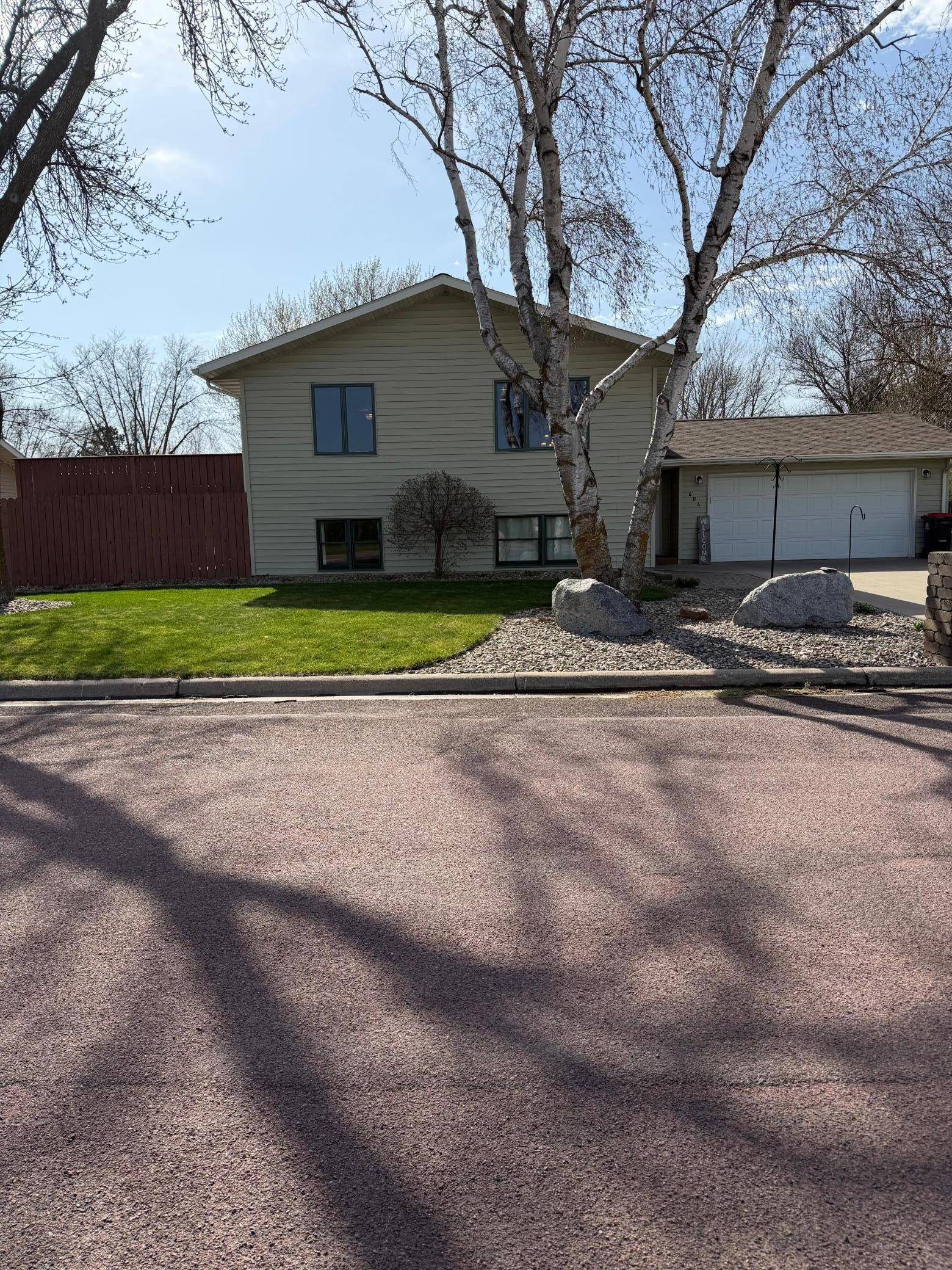 604 S Dekalb ST, Redwood Falls, MN 56283