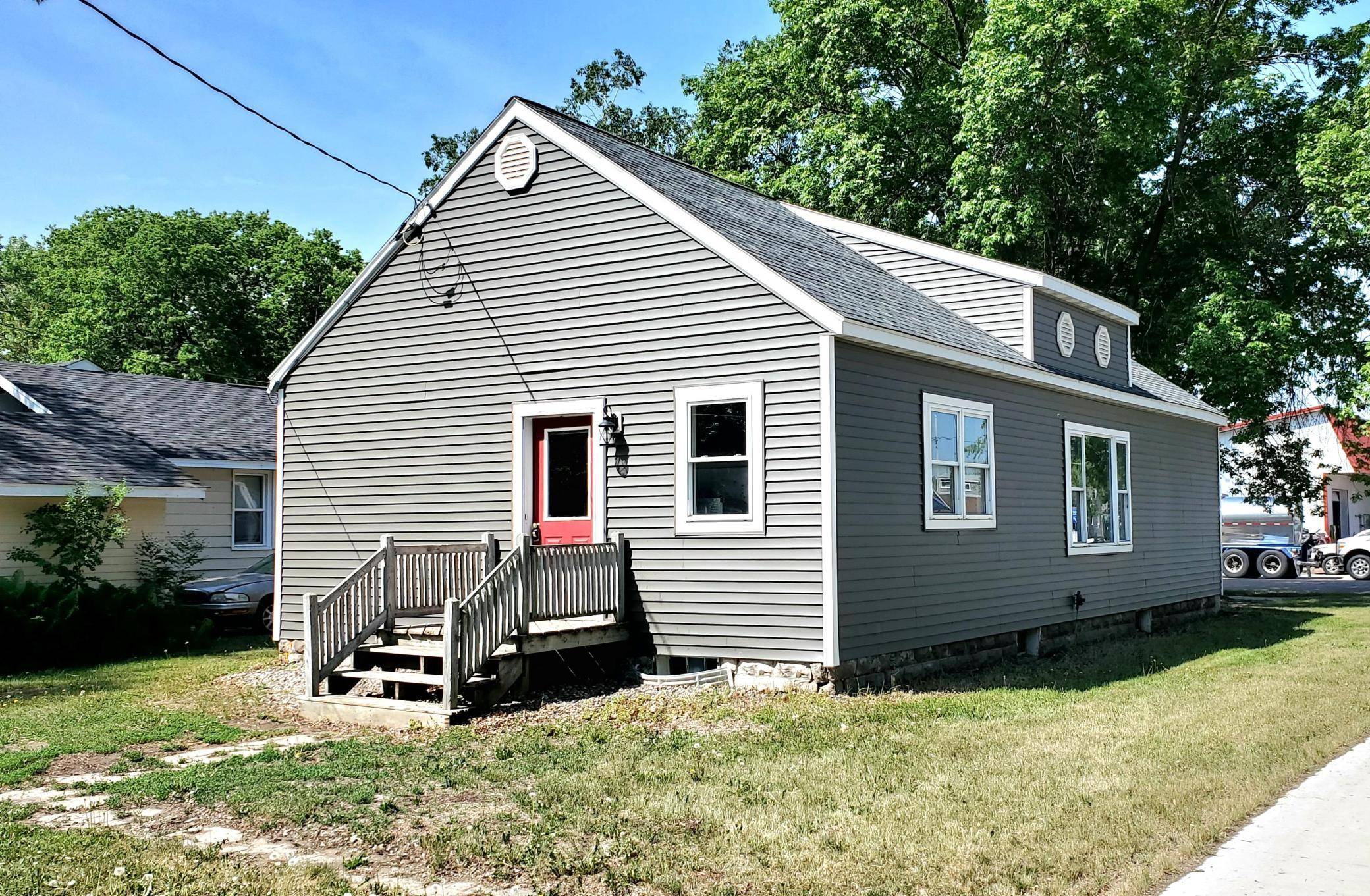 100 Western AVE S, Brooten, MN 56316