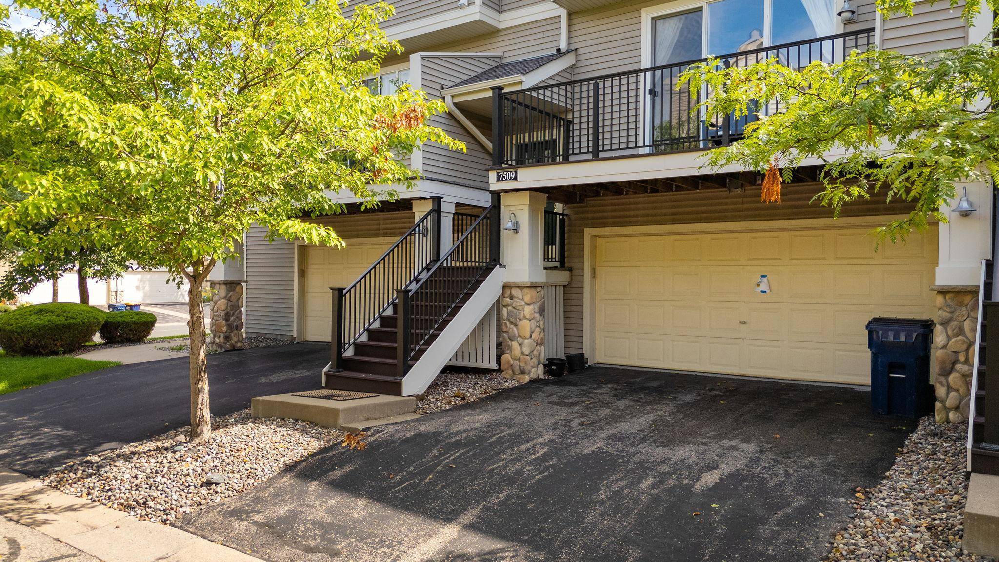 7509 Parkridge WAY, Savage, MN 55378