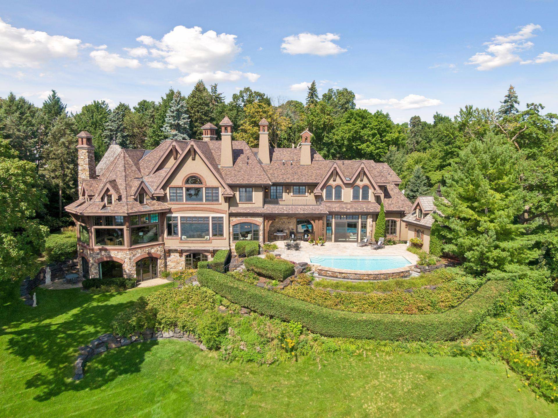 358 Ferndale RD S, Wayzata, MN 55391