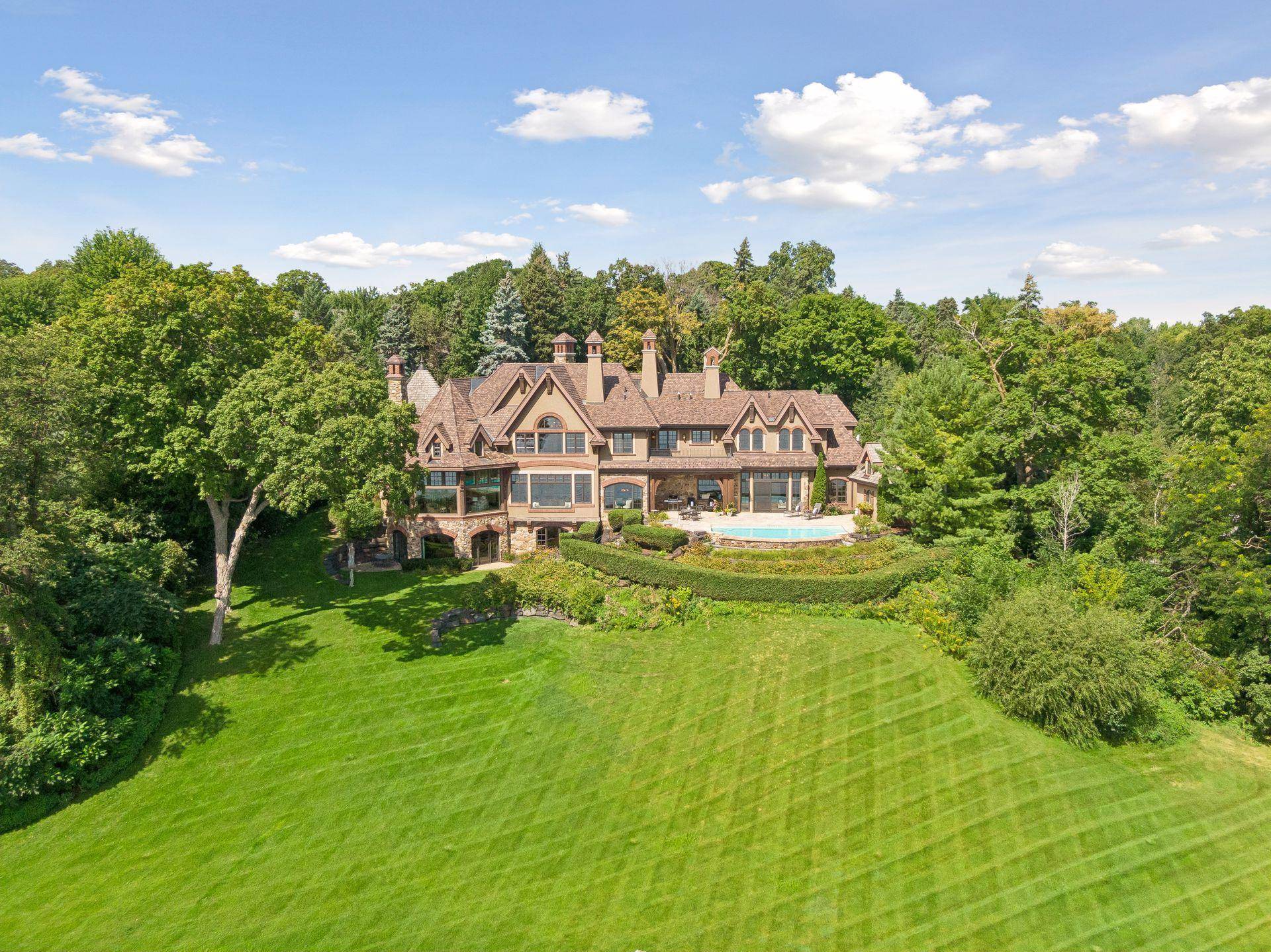 358 Ferndale RD S, Wayzata, MN 55391