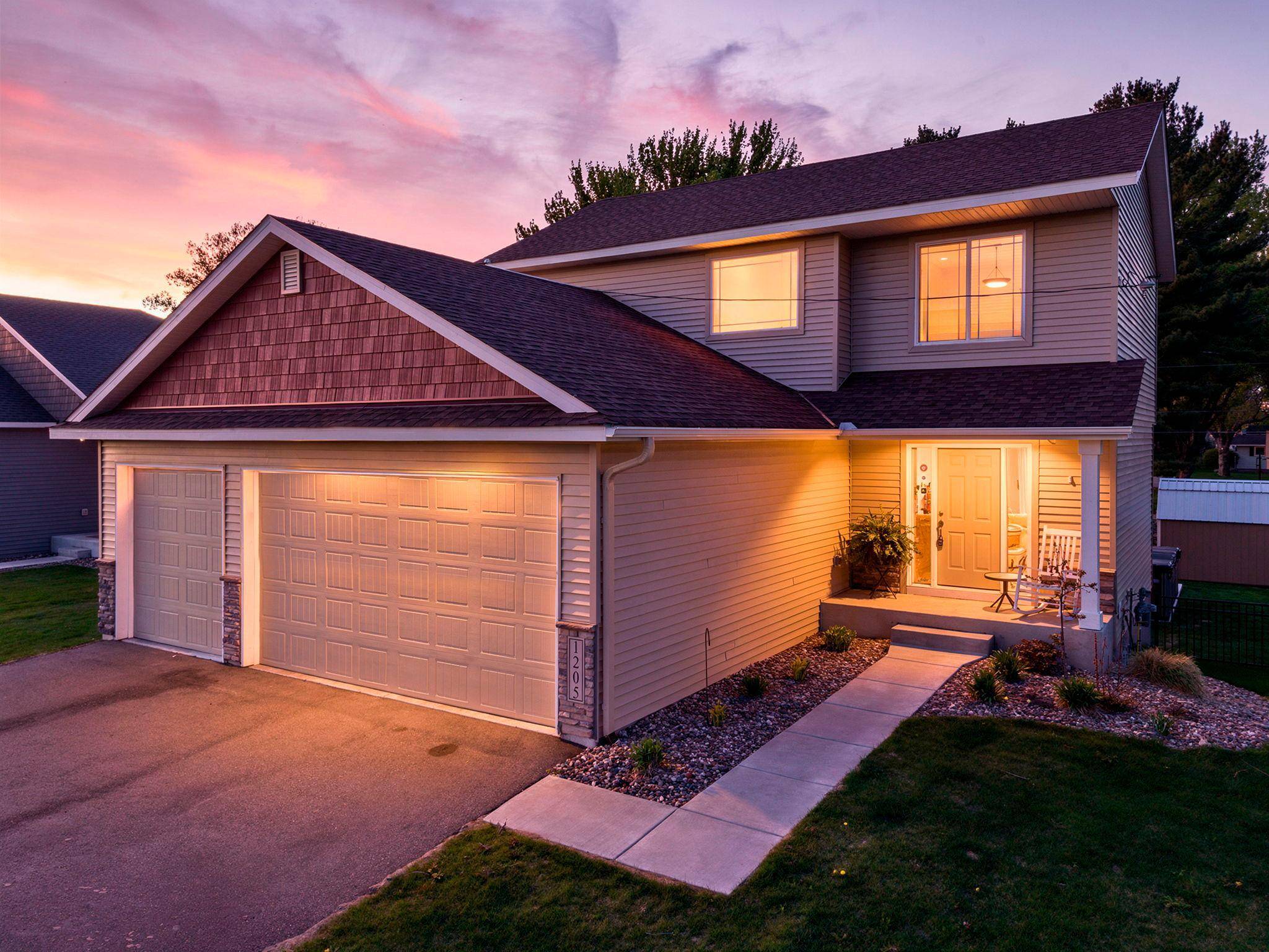 1205 Filkins ST, Prescott, WI 54021