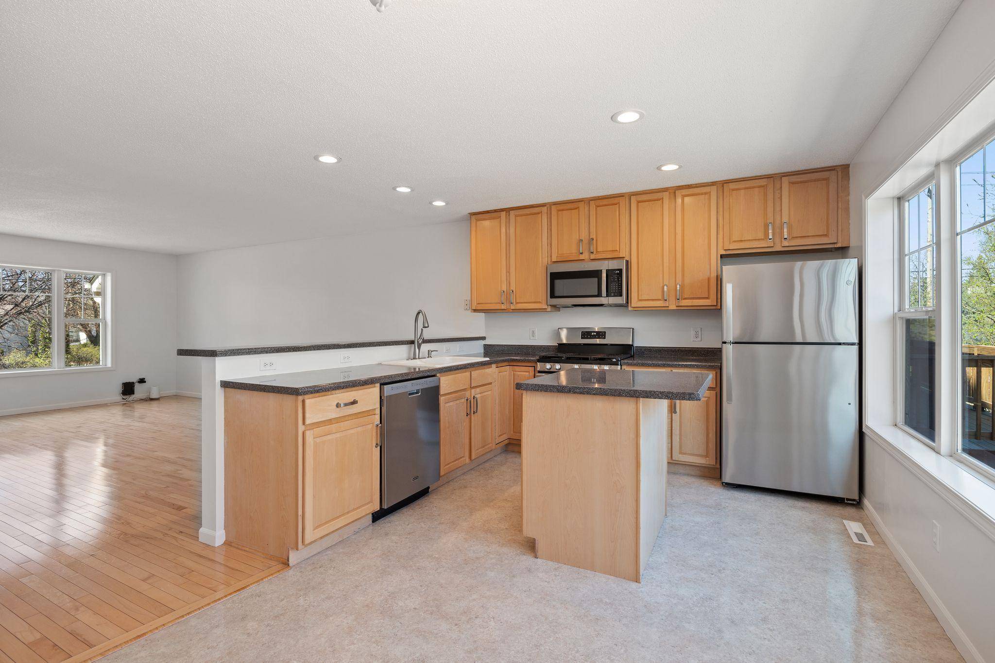 1823 3rd ST NE, Minneapolis, MN 55418
