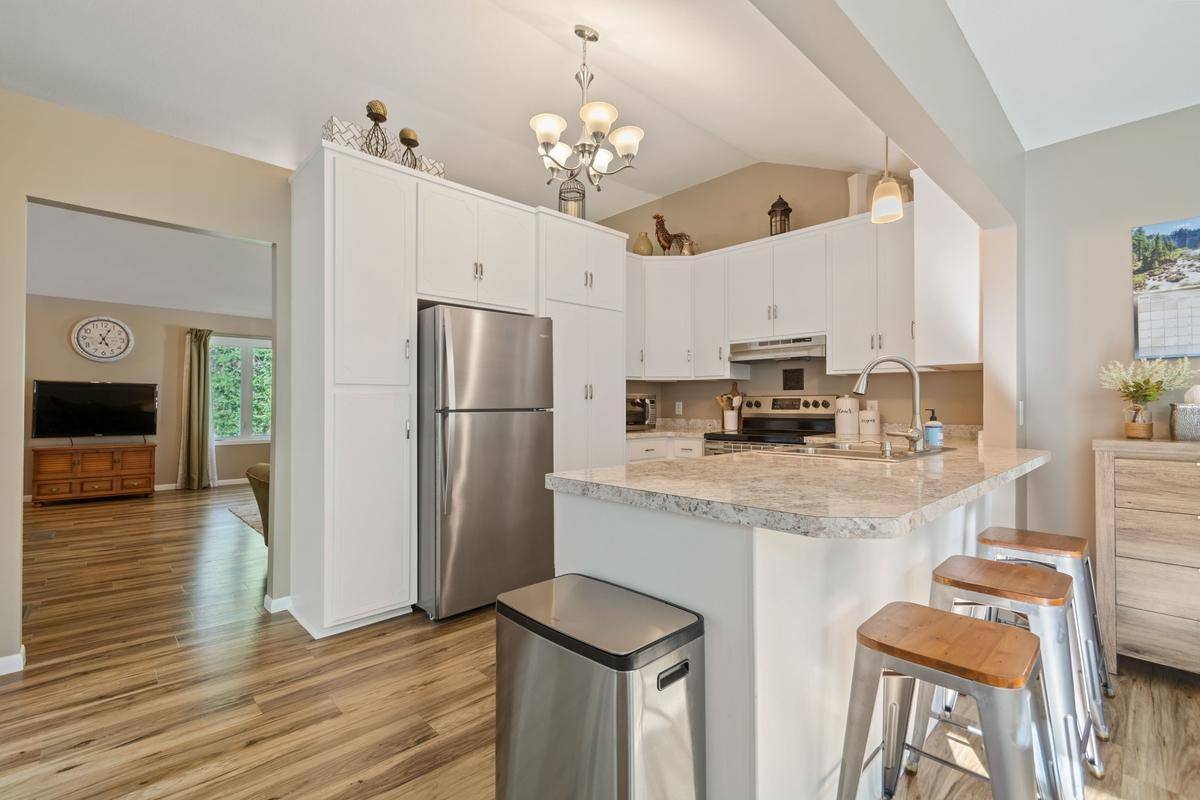 6715 Sioux TRL, Rockford, MN 55373