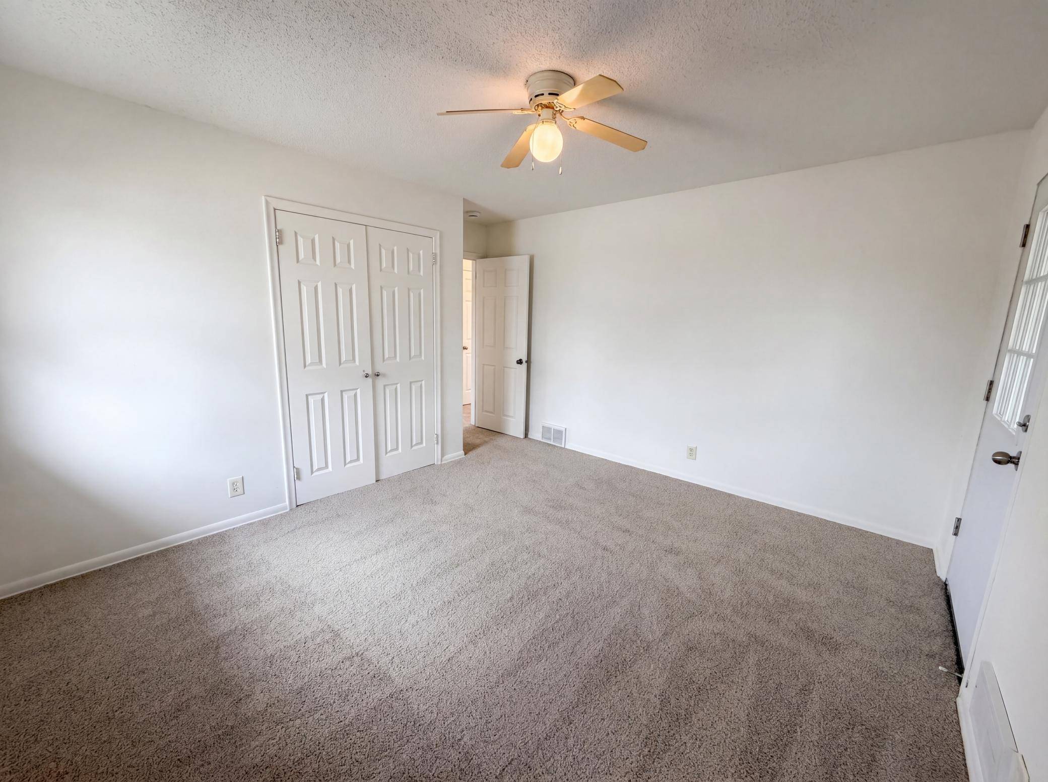 6319 Perry AVE N, Brooklyn Center, MN 55429