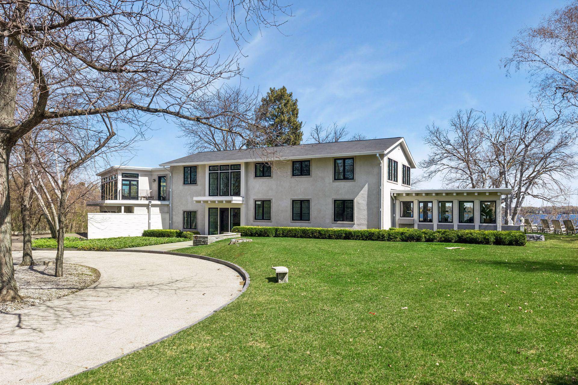 1300 Bracketts Point RD, Wayzata, MN 55391
