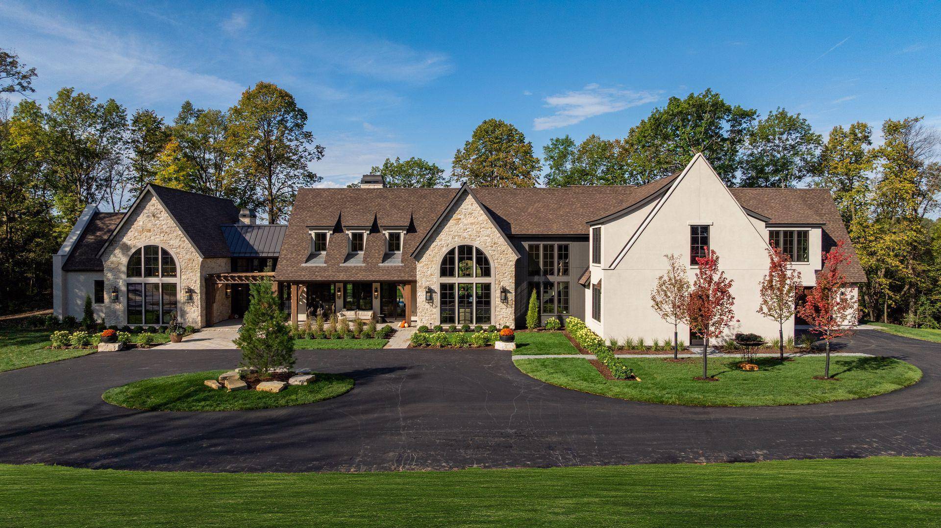 2295 Tamarack DR, Medina, MN 55356