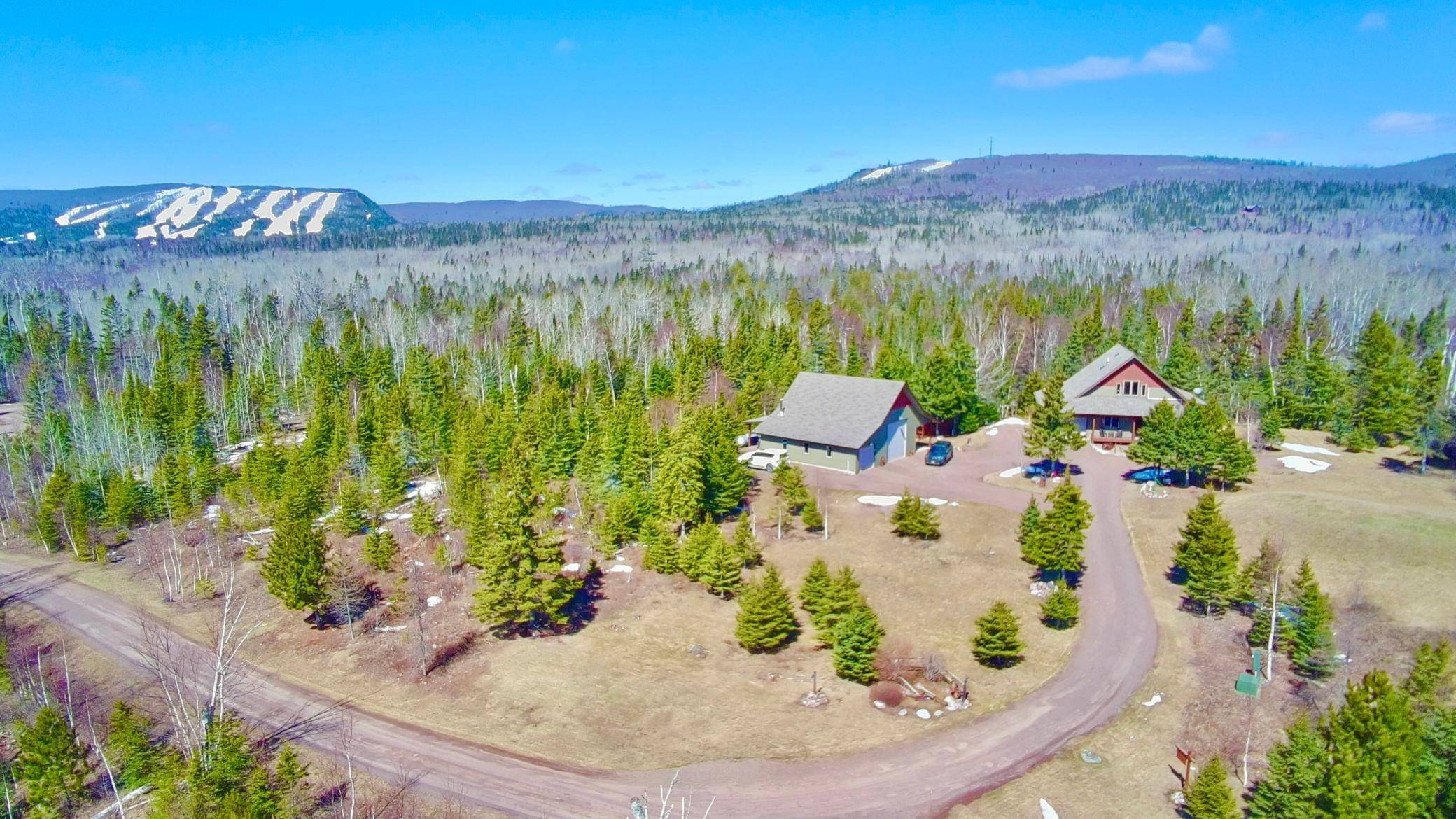 21 Turnagain TRL, Lutsen, MN 55612