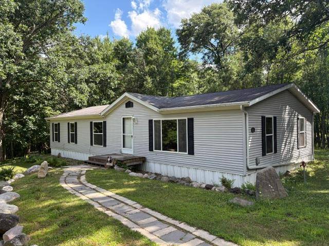 7869 Lunar LN, Pequot Lakes, MN 56472