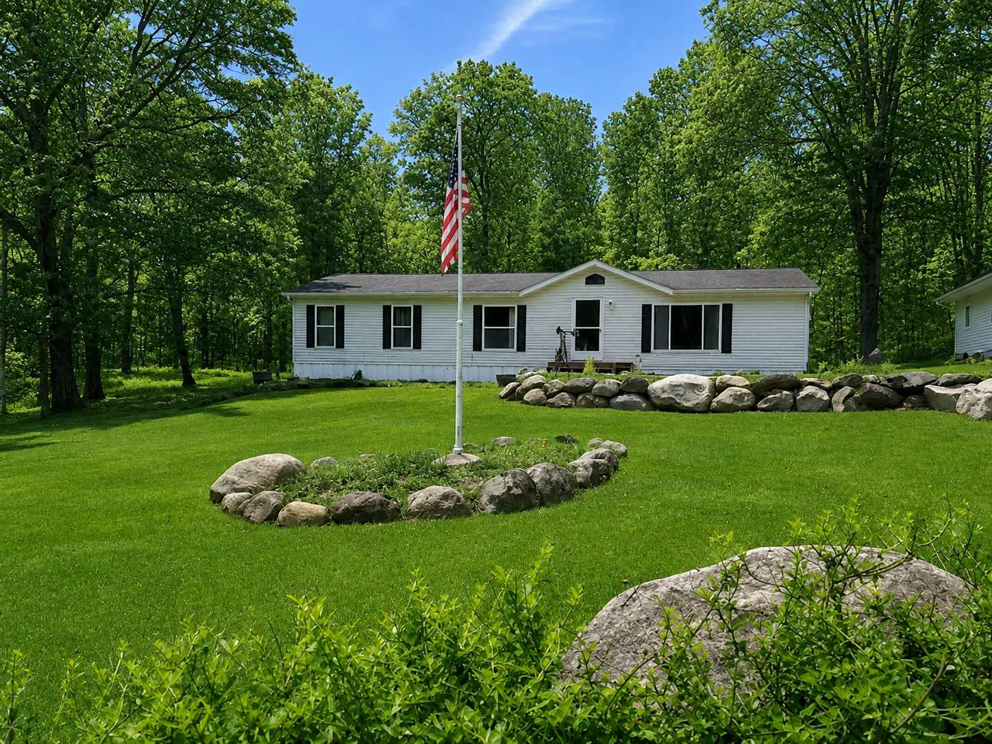 7869 Lunar LN, Pequot Lakes, MN 56472