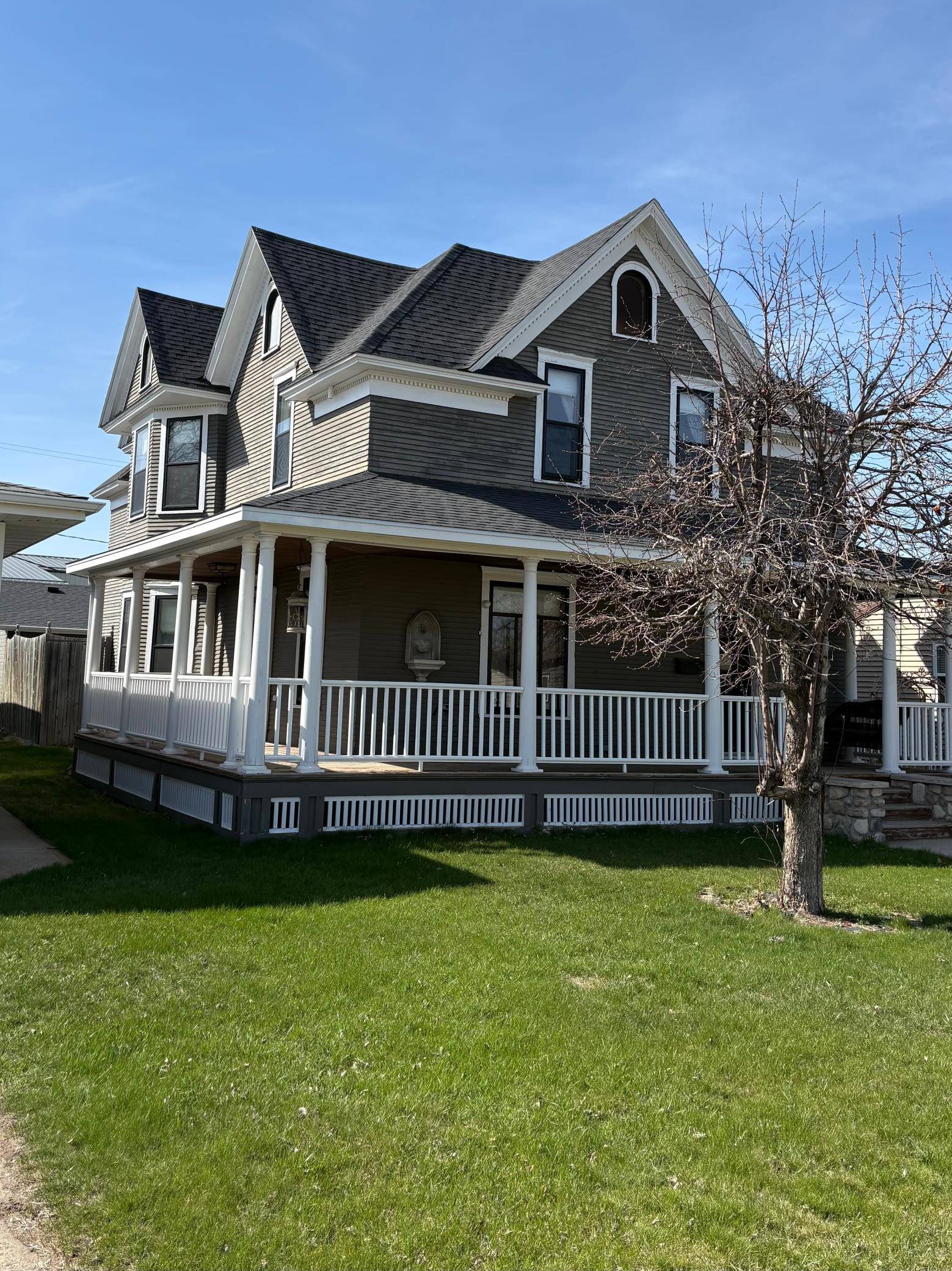 712 Burke AVE, Harvey, ND 58341
