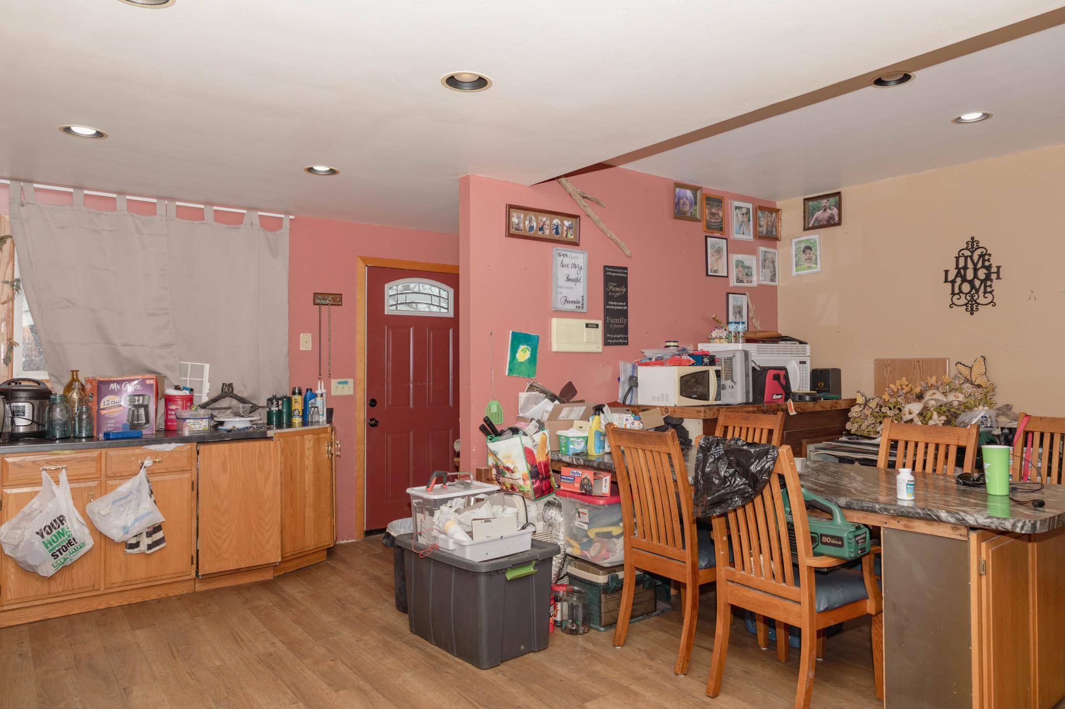 103 W 3rd AVE N, Aurora, MN 55705