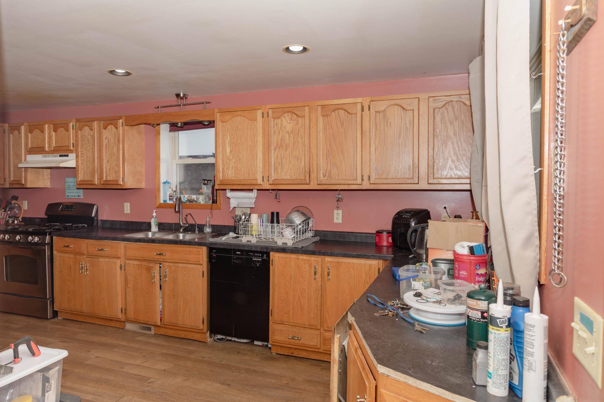 103 W 3rd AVE N, Aurora, MN 55705