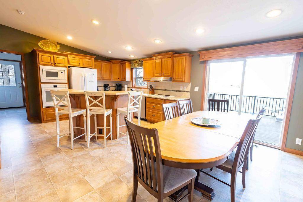22083 Lake Francis RD, Elysian, MN 56028
