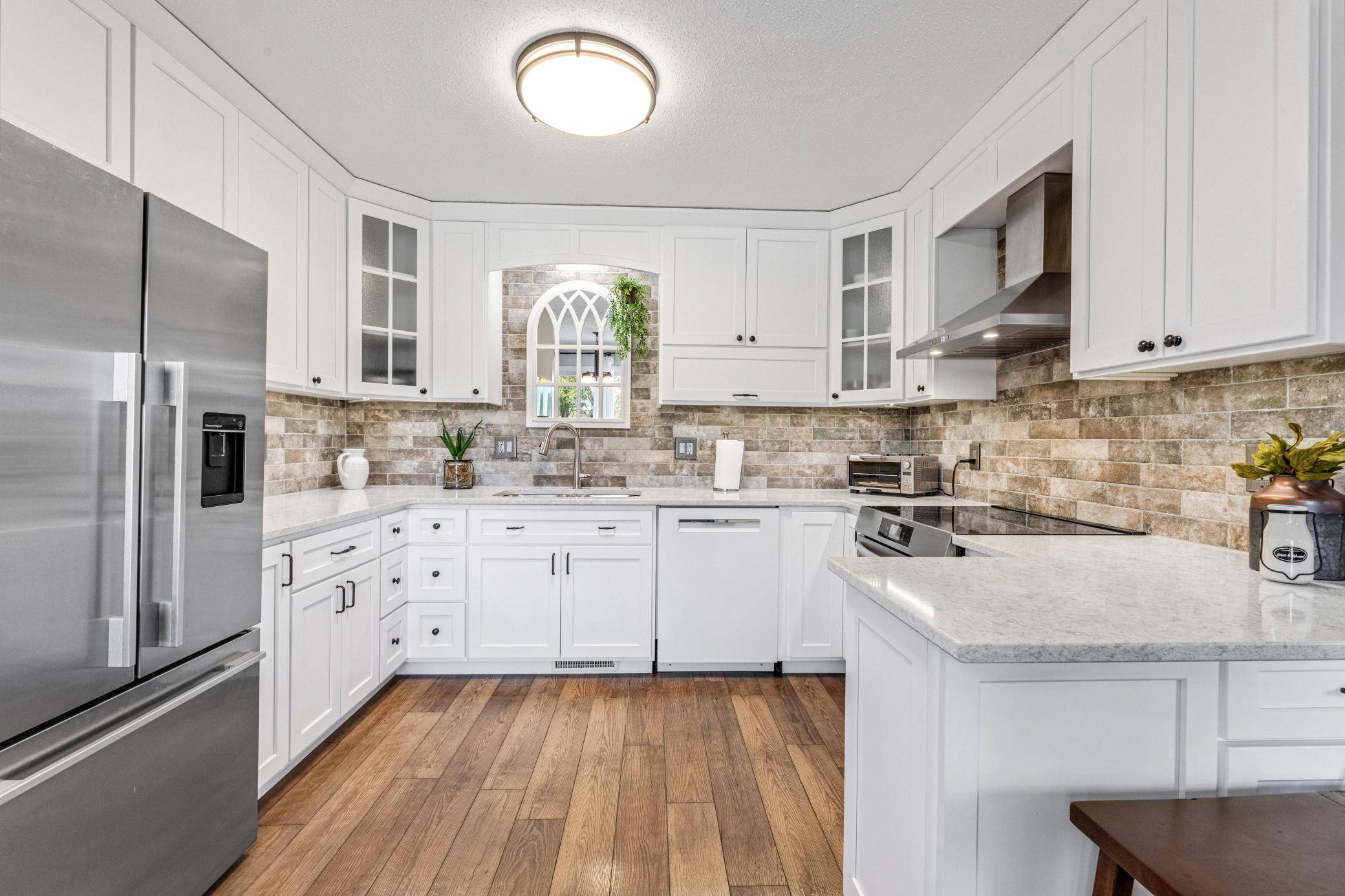 817 Kingston ST N, Caledonia, MN 55921