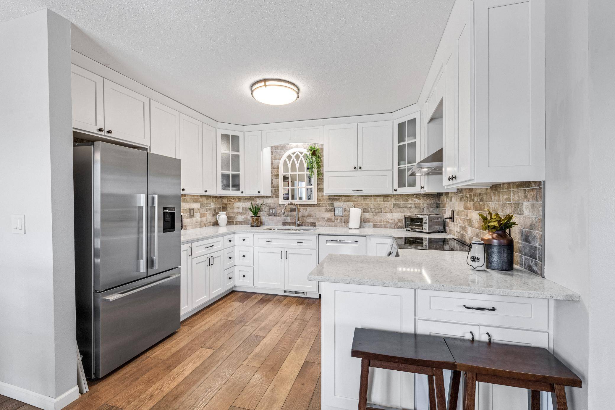 817 Kingston ST N, Caledonia, MN 55921