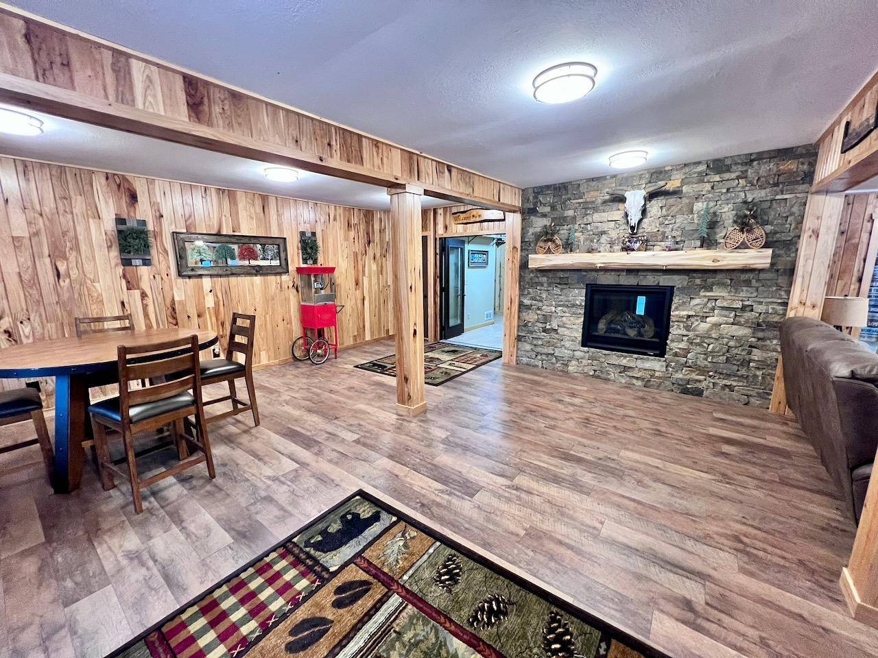 5713 Crane Lake Road, Buyck, MN 55771