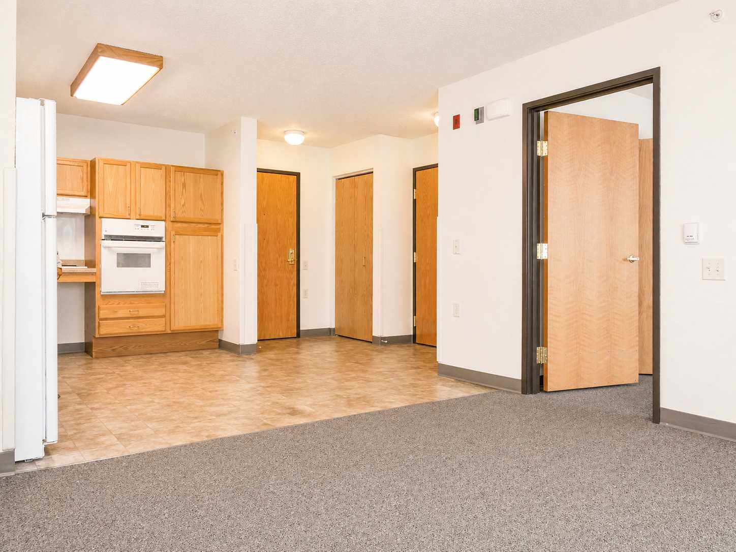 2107 Nobles ST #212, Worthington, MN 56187