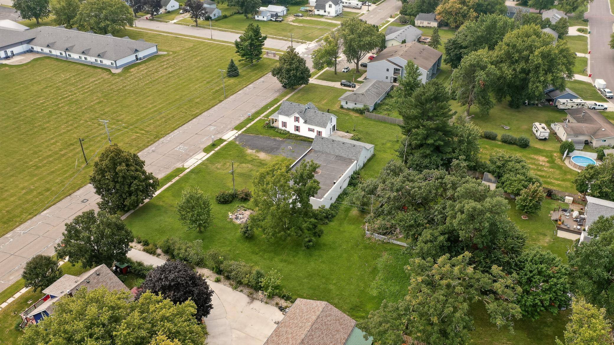 305 Mill ST N, Brownsdale, MN 55918