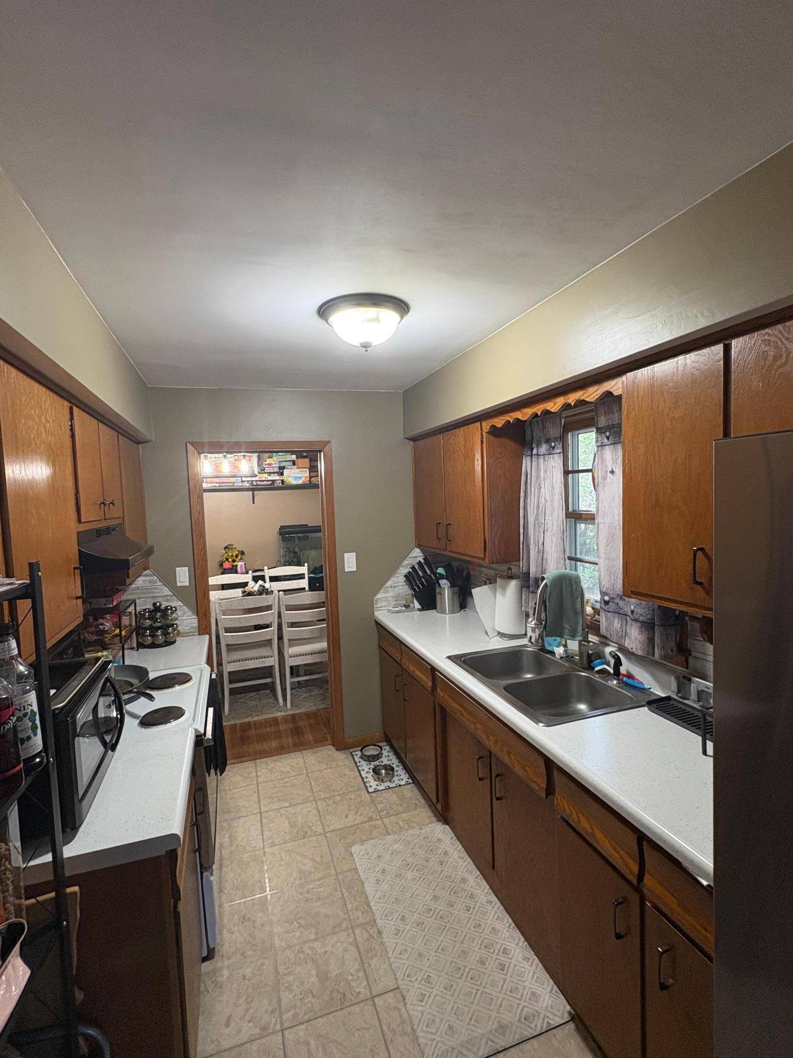 1118 Broadway ST, Brainerd, MN 56401