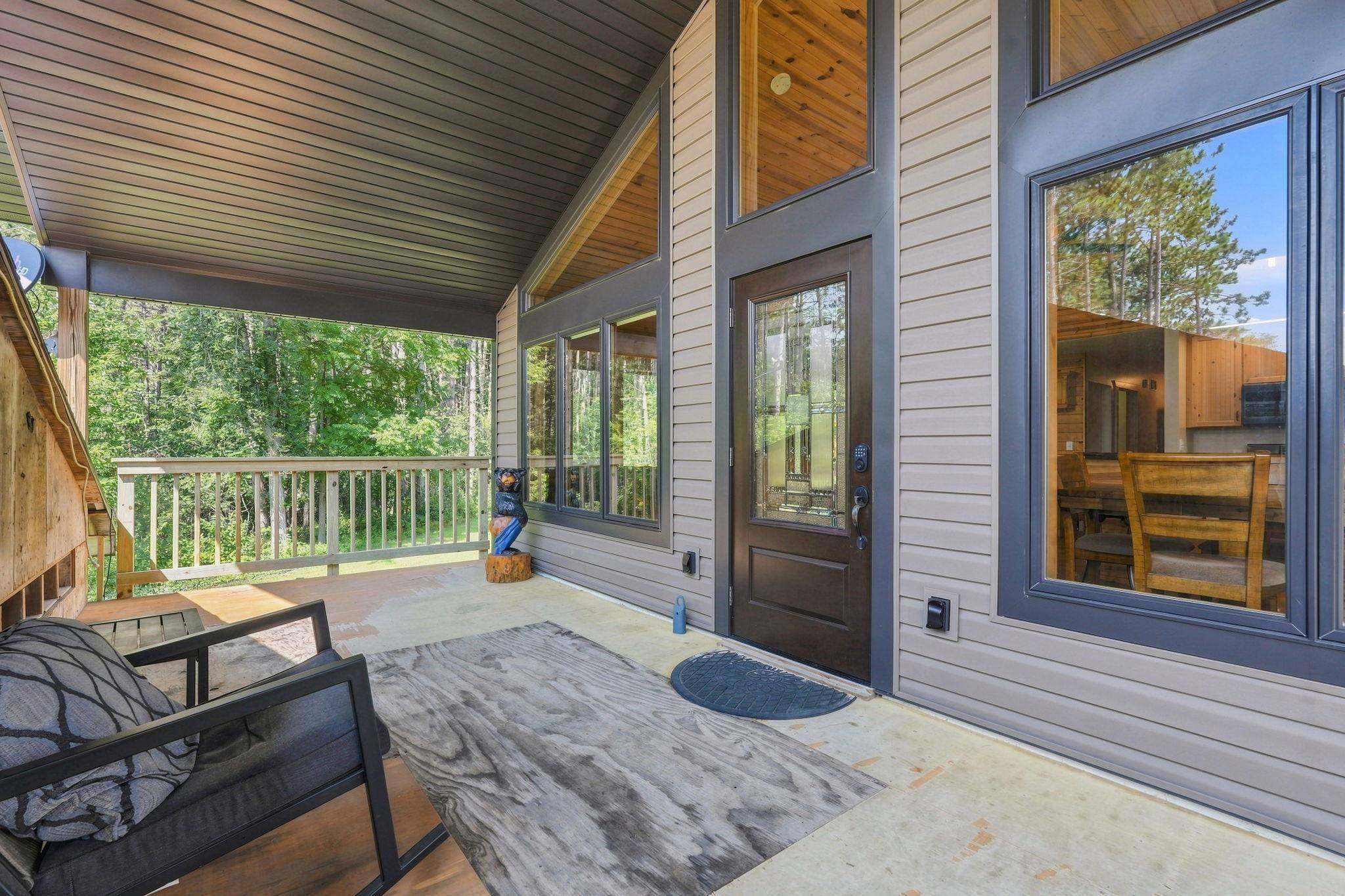 1131 Broken Arrow RD, Hudson, WI 54016