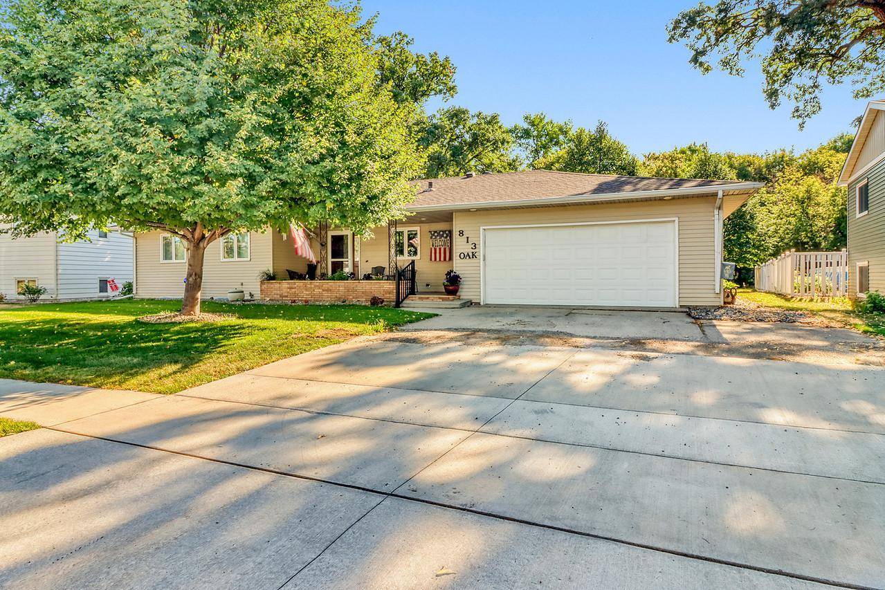813 Oak ST, West Fargo, ND 58078