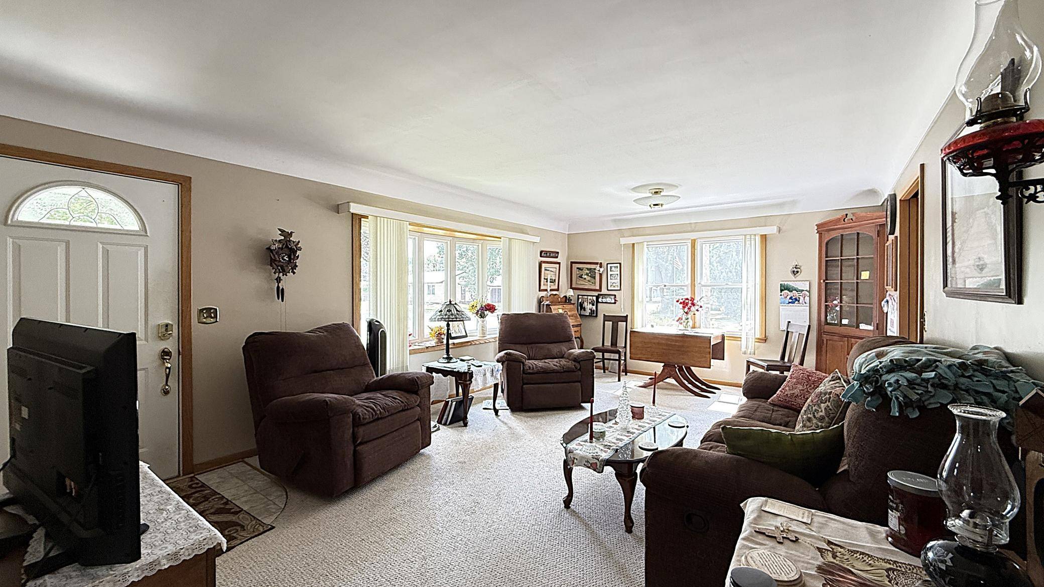 721 S 11th ST, Montevideo, MN 56265