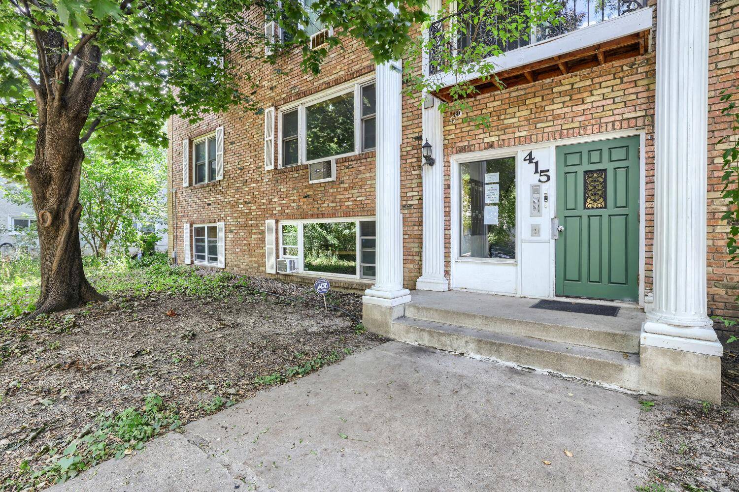 415 Ridgewood AVE #101, Minneapolis, MN 55403