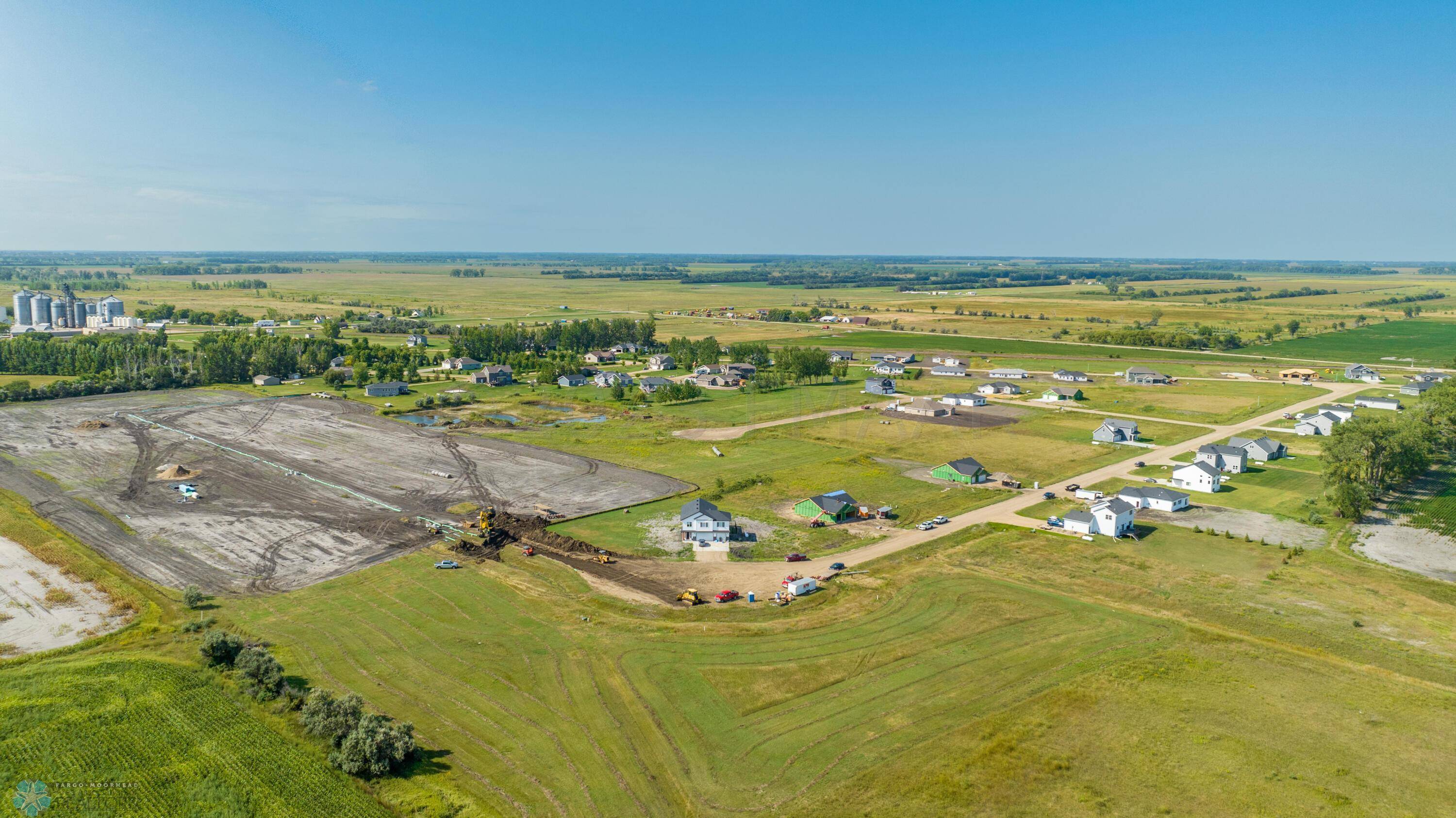 707 LORRAINE WAY, Colfax, ND 58018