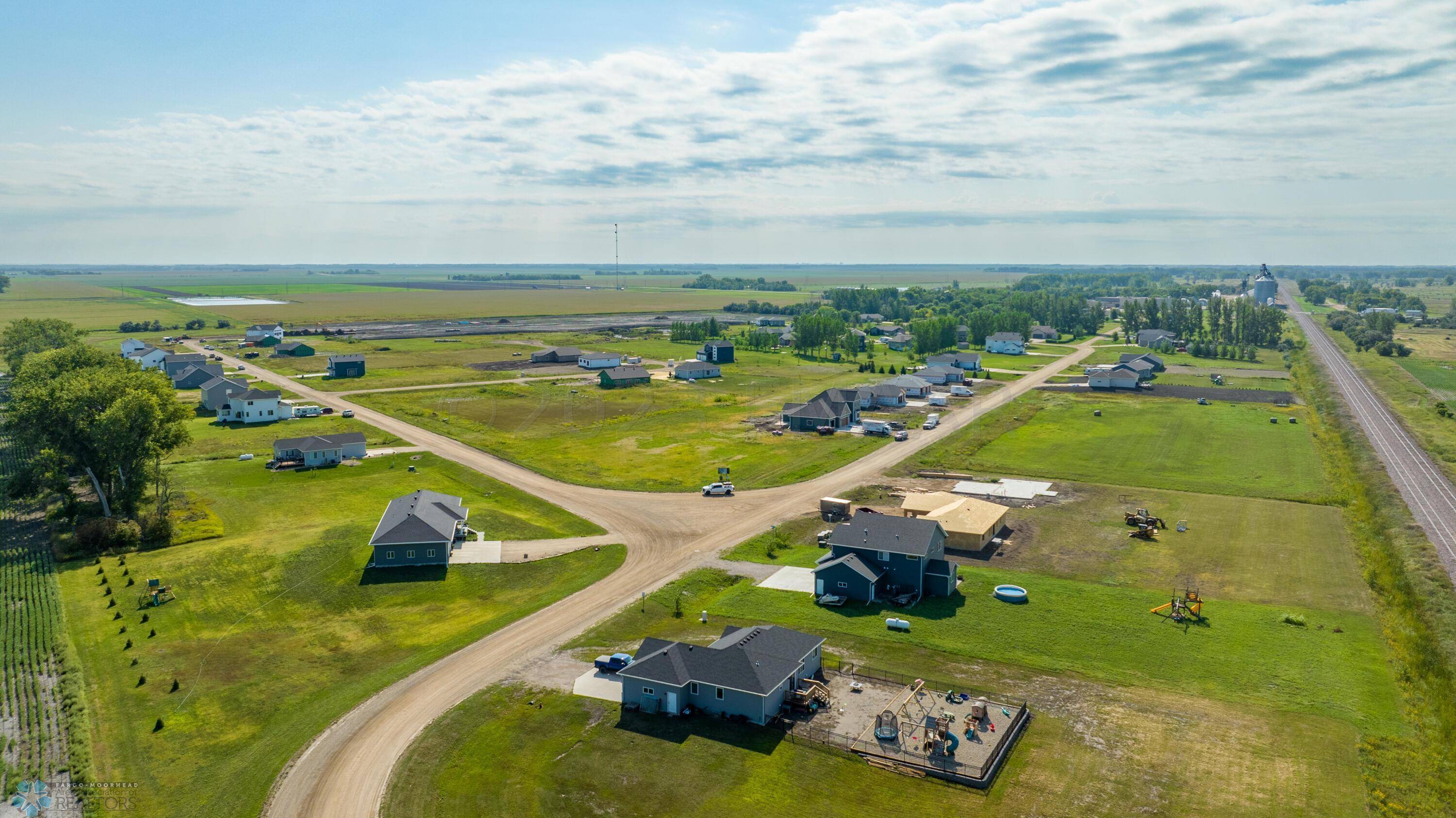 703 LORRAINE WAY, Colfax, ND 58018