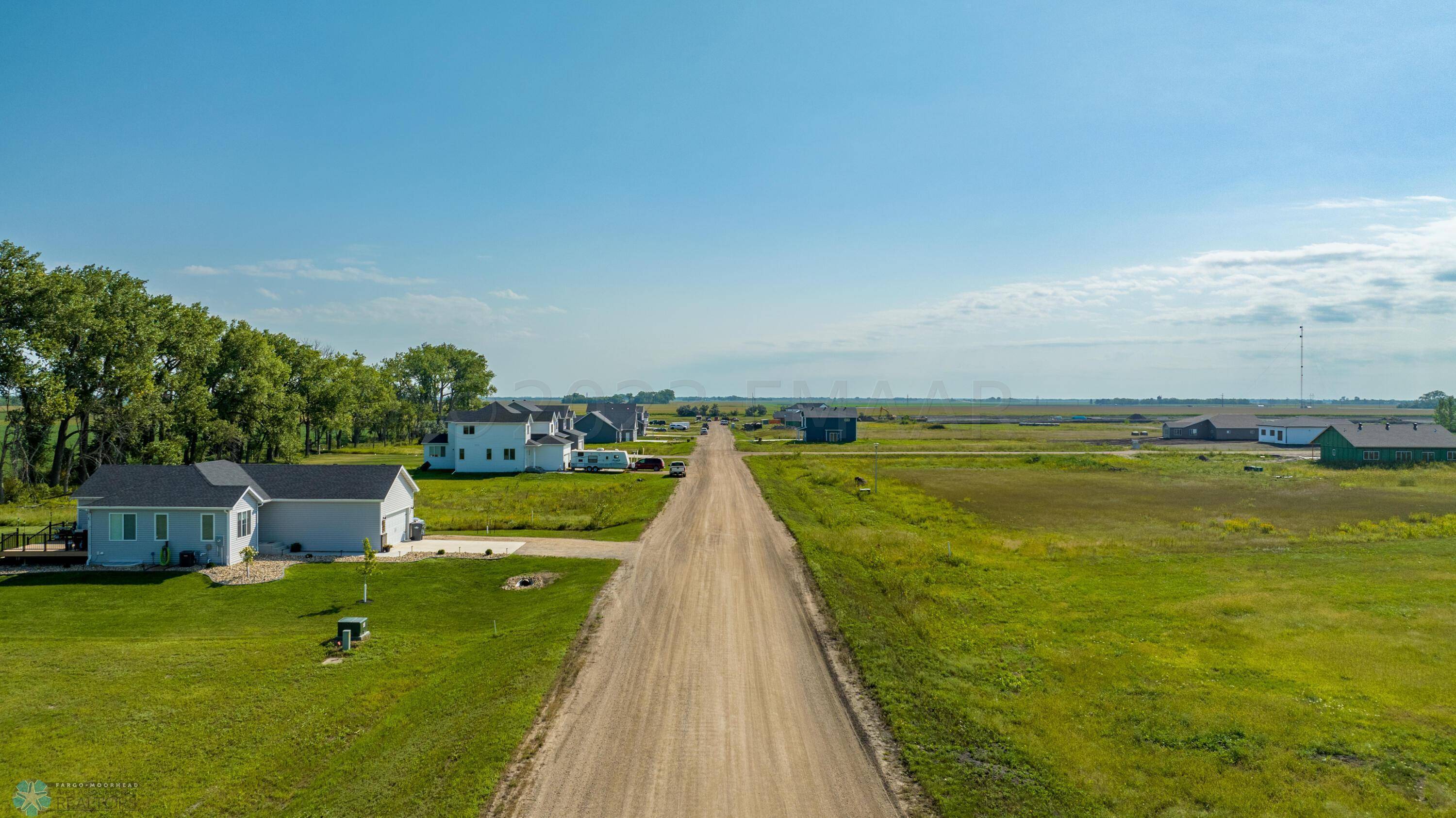 703 LORRAINE WAY, Colfax, ND 58018