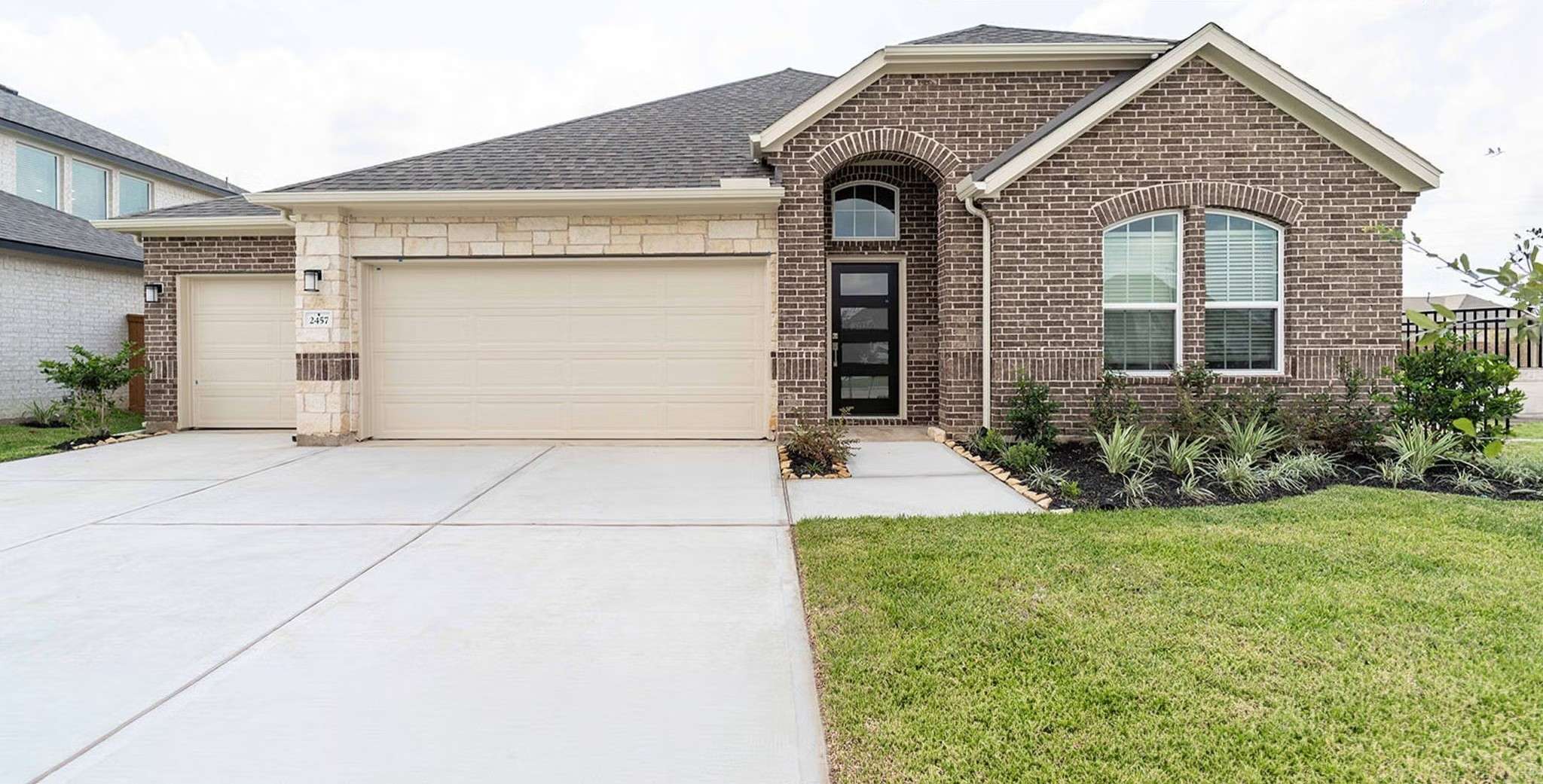 306 Meadow Brook Lane, White House, TN 37188