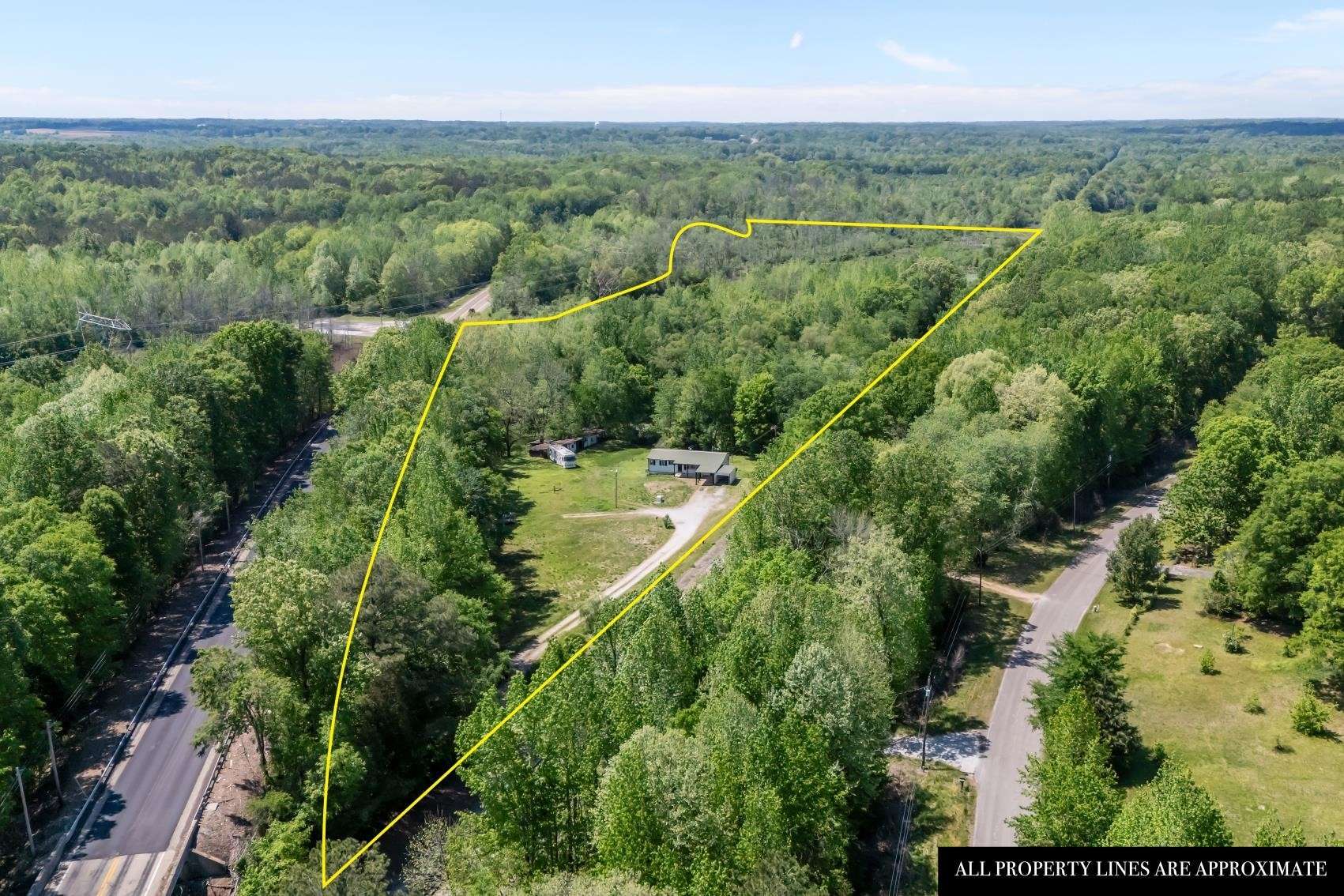305 Old Bruceton Rd, Bruceton, TN 38317
