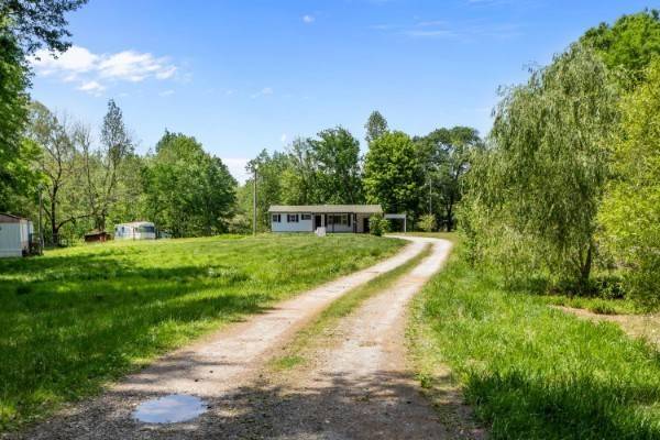 305 Old Bruceton Rd, Bruceton, TN 38317