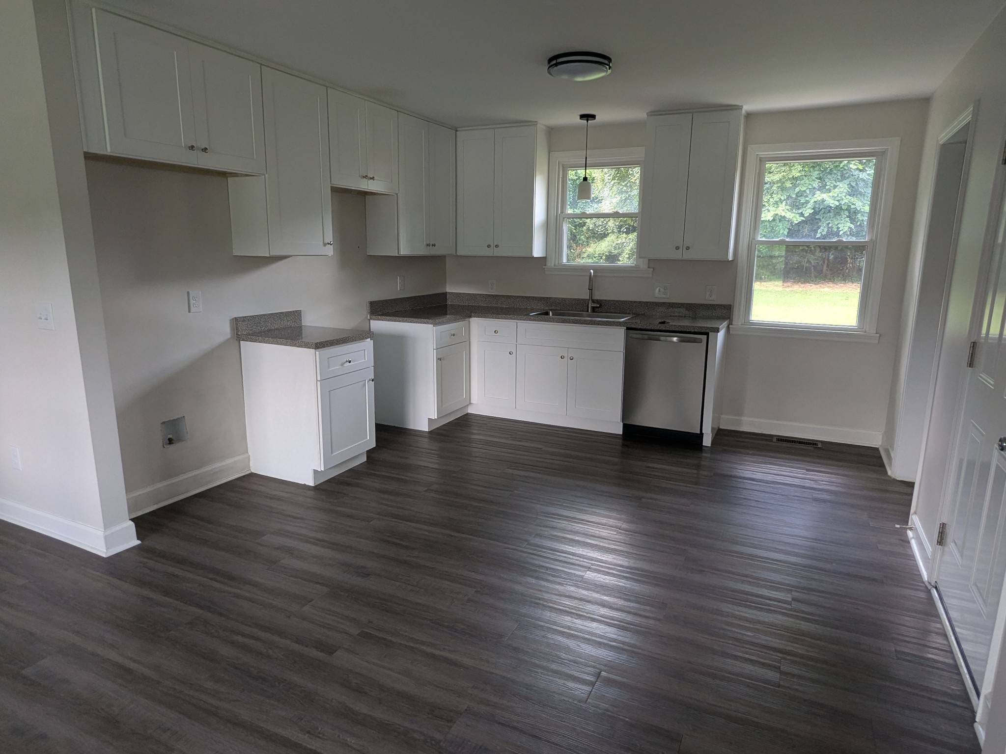 940 Colfax Dr, Nashville, TN 37214