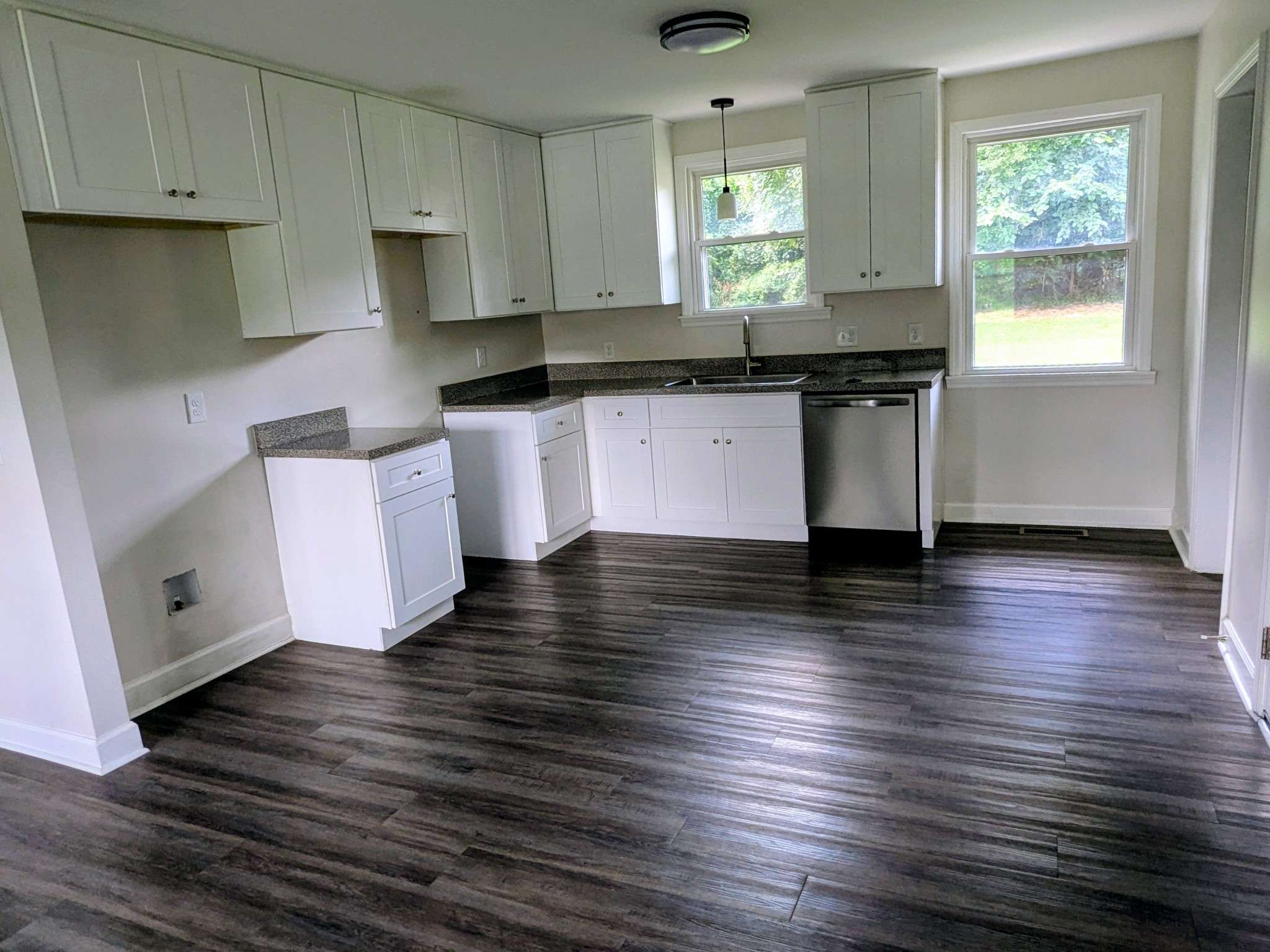 940 Colfax Dr, Nashville, TN 37214