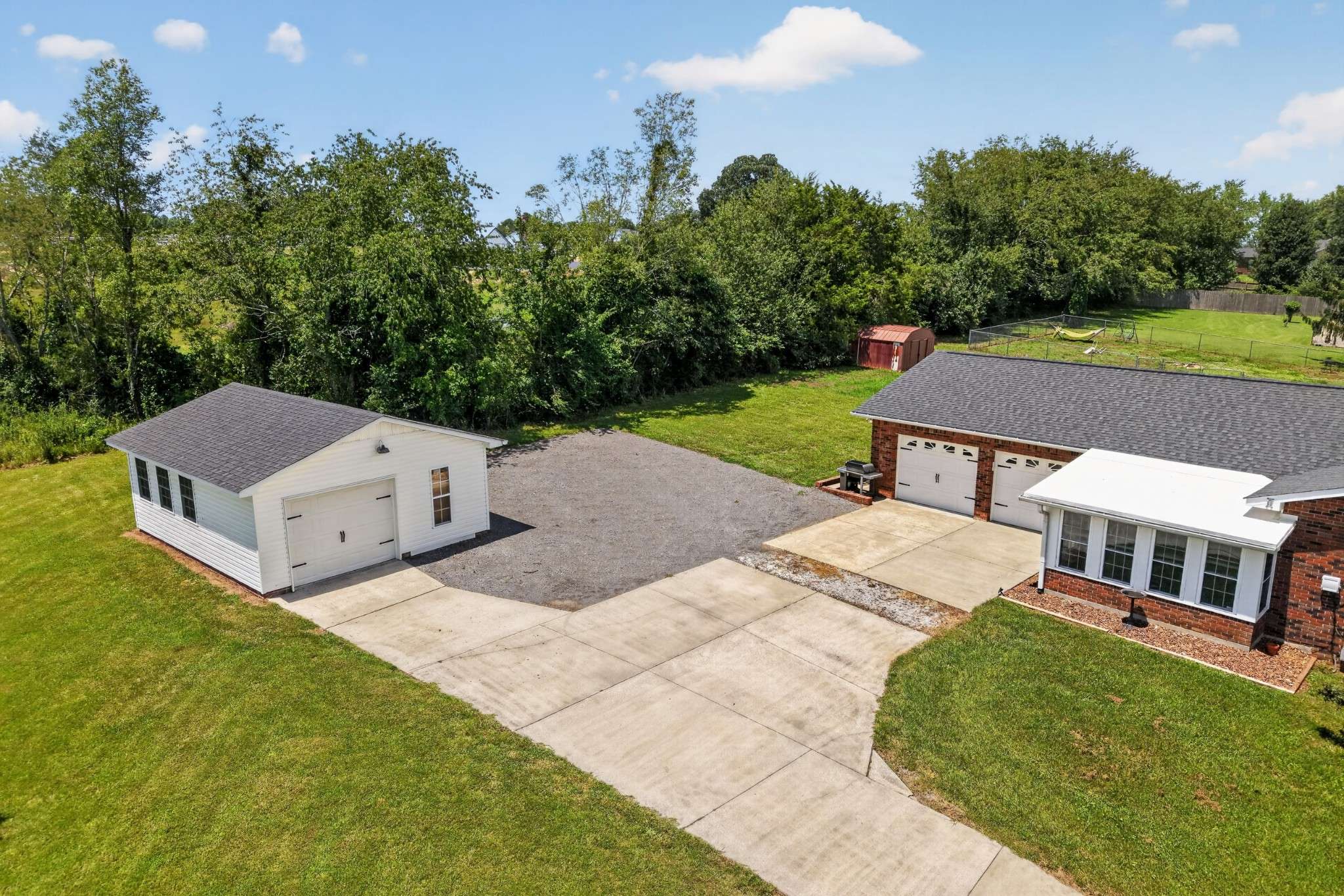 225 Westgate Dr, Baxter, TN 38544