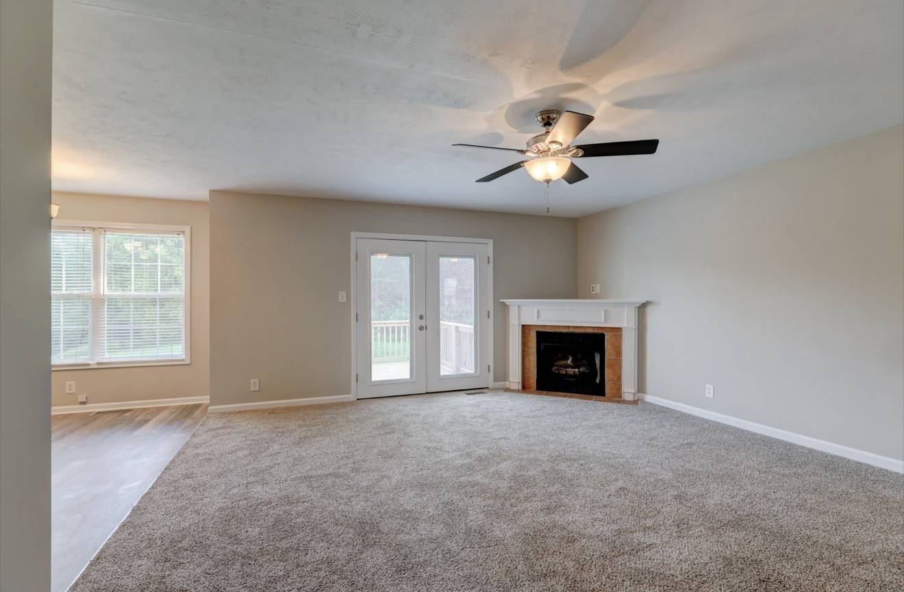 810 Shetland Dr, Oak Grove, KY 42262